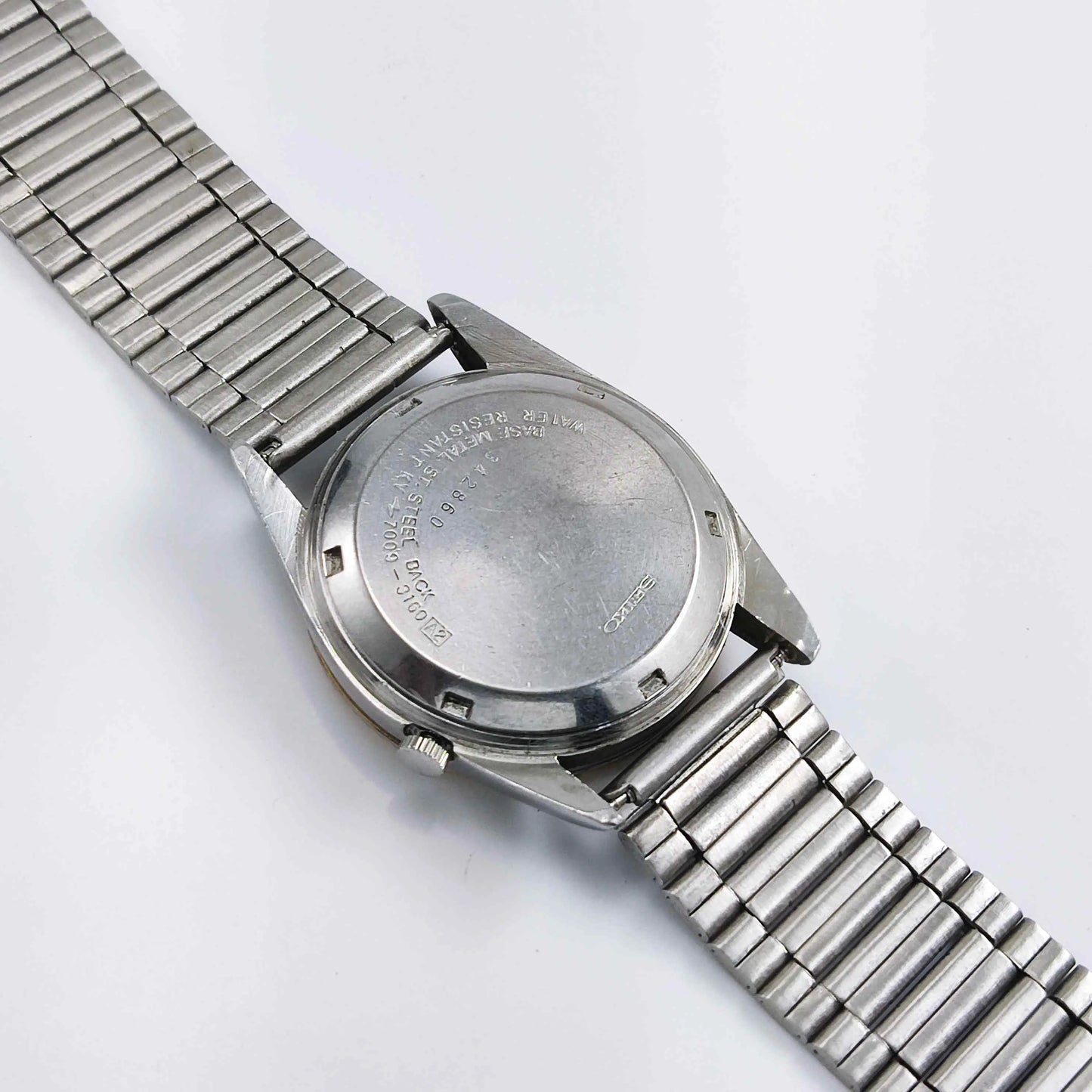 Seiko 5 Automatic-7009A Black Dial 17 Jewels Golden Bezel Day Date Men's Wrist Watch Discover-Diamonds