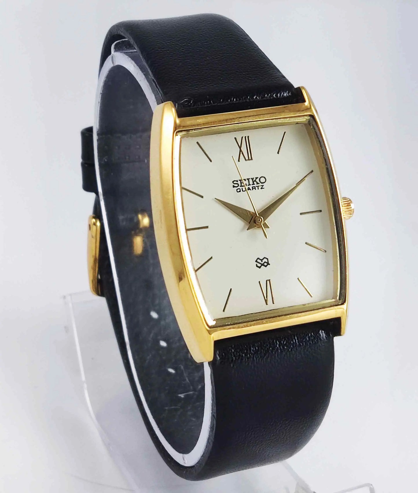 Seiko Quartz MIYOTA Off White Dial Golden Case Men's Watch Discover-Diamonds