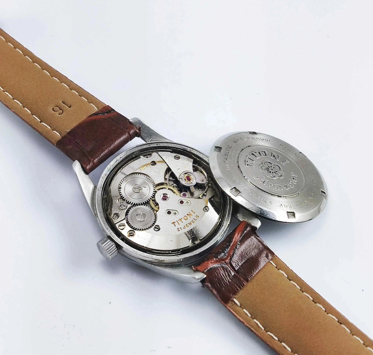 Titoni Airmaster 21 Jewels Titoflex Golden Dial Watch Discover-Diamonds