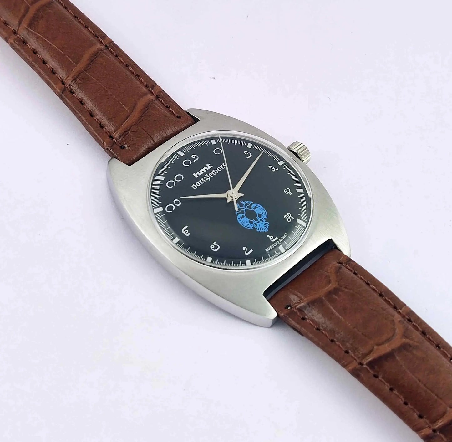 HMT Gandaberunda Kannada Numerals 17 Jewels Black Dial Handwinding Men's Watch 0231 Discover-Diamonds