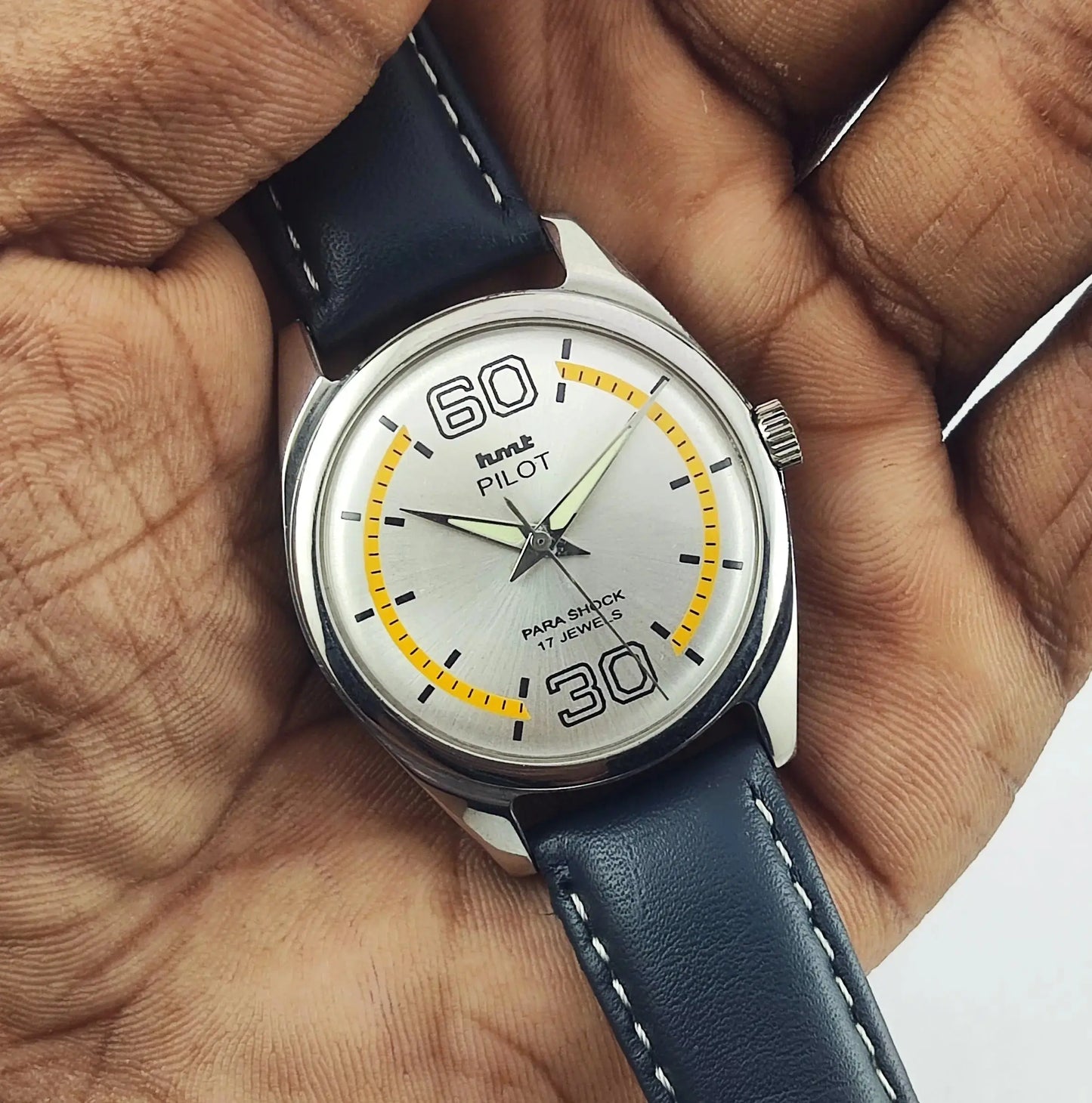 HMT Pilot Silver Dial Para Shock 17 Jewels Mechanical Handwinding Men's Watch 0231 Discover-Diamonds