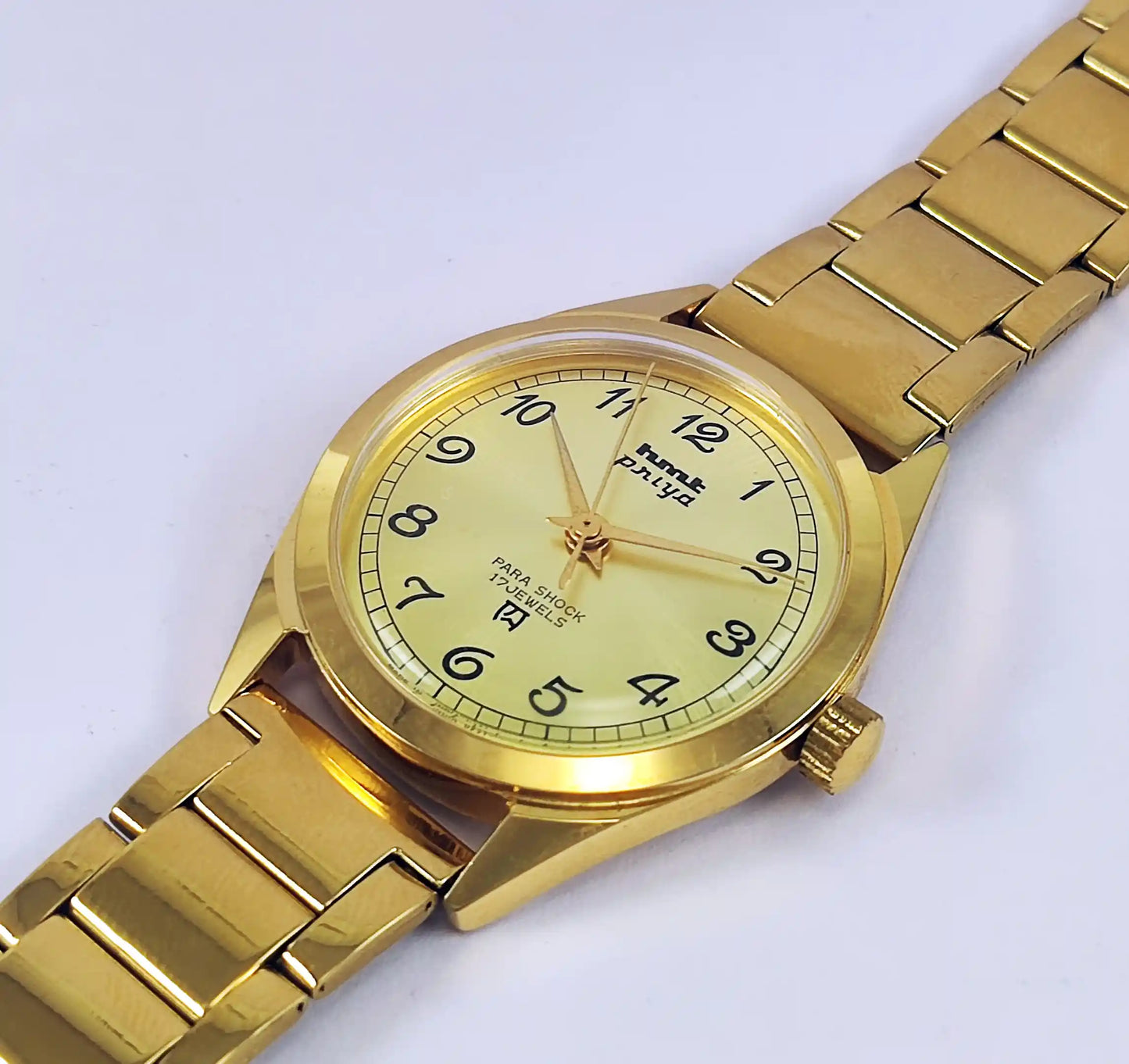 HMT Priya Para Shock 17 Jewels Golden Dial Handwinding Watch Discover-Diamonds