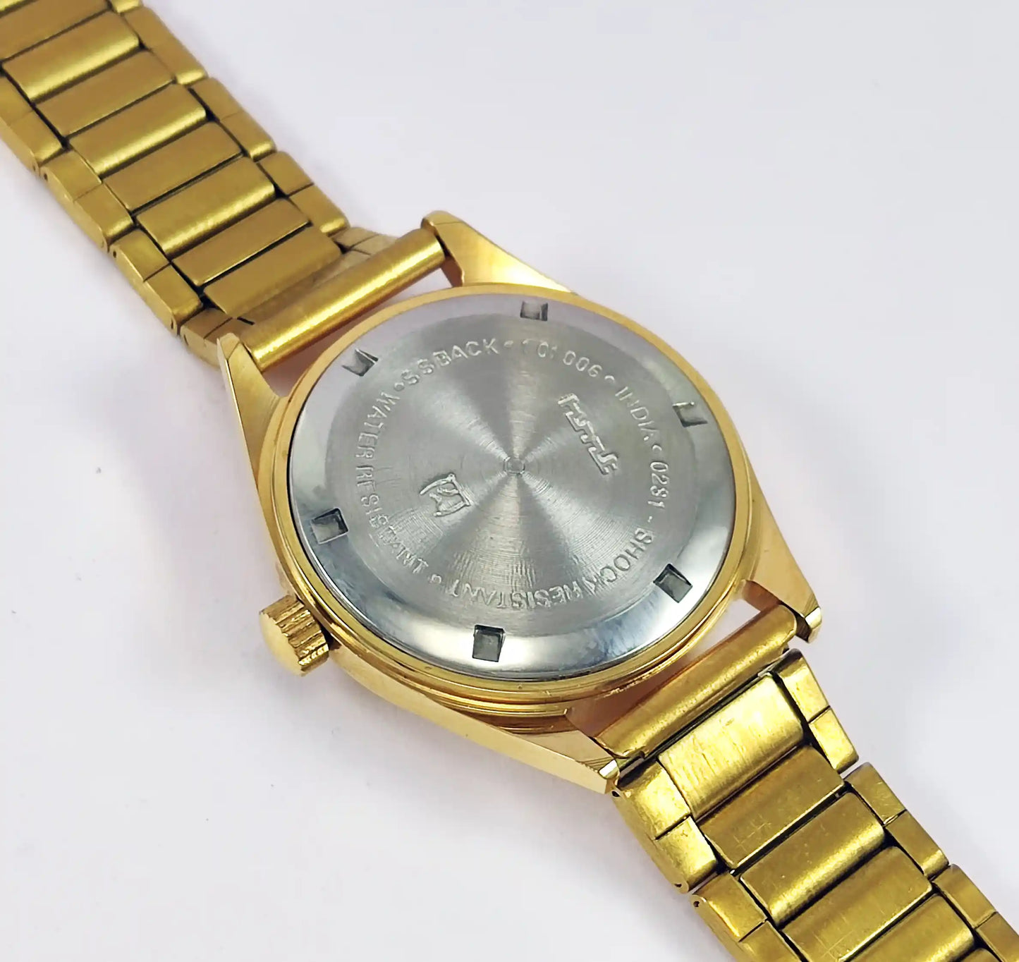 HMT Priya Para Shock 17 Jewels Golden Dial Handwinding Watch Discover-Diamonds