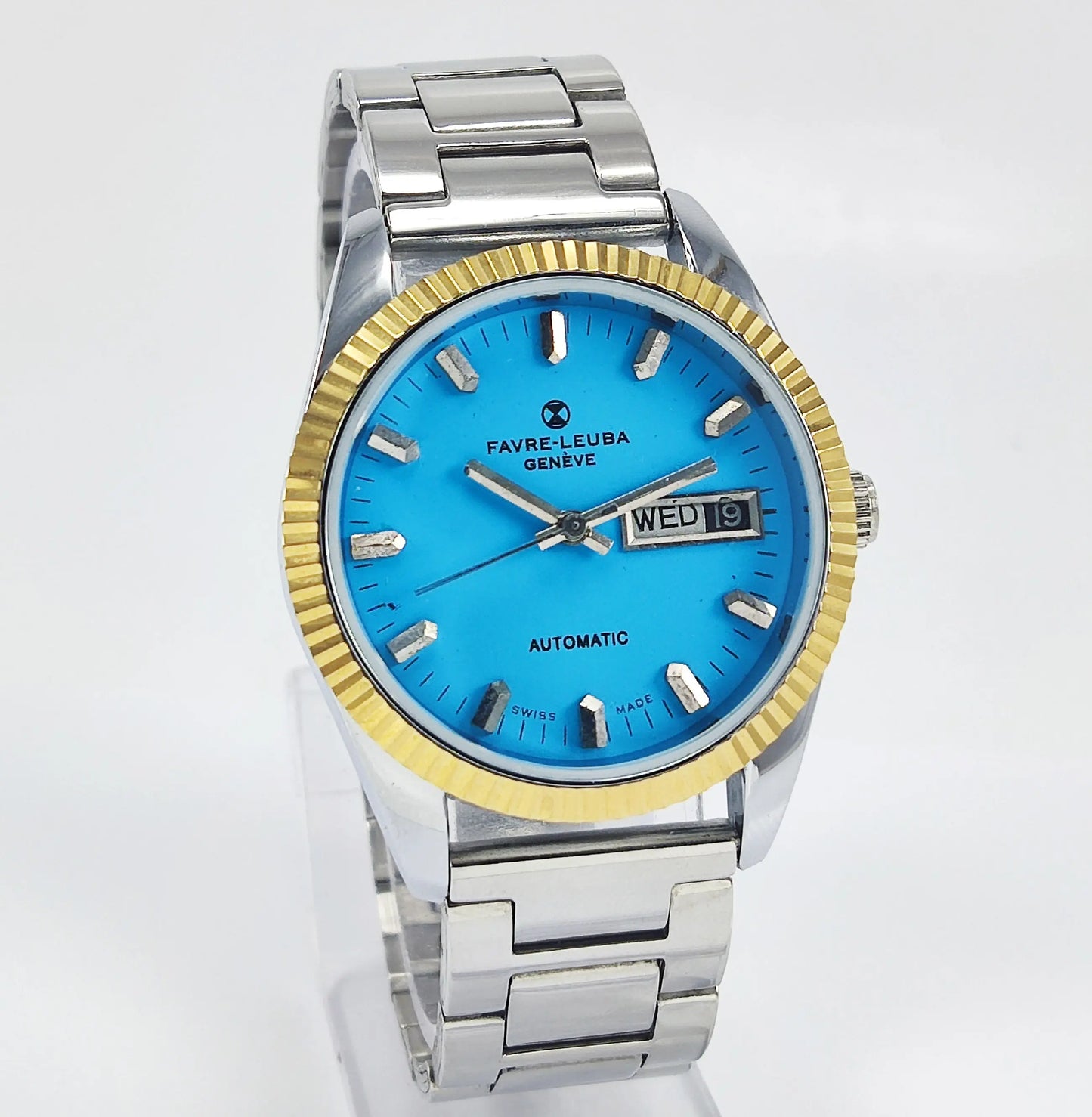 Favre-Leuba Geneve Blue Dial Swiss Made 2066 Automatic Movement 17 Jewels Day-Date Function Golden Bezel Men's Wrist Watch Discover-Diamonds