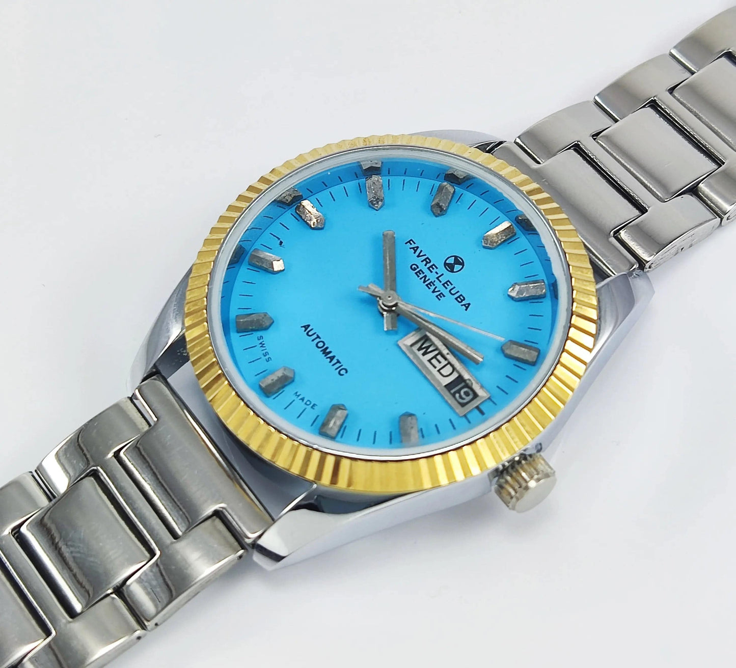 Favre-Leuba Geneve Blue Dial Swiss Made 2066 Automatic Movement 17 Jewels Day-Date Function Golden Bezel Men's Wrist Watch Discover-Diamonds