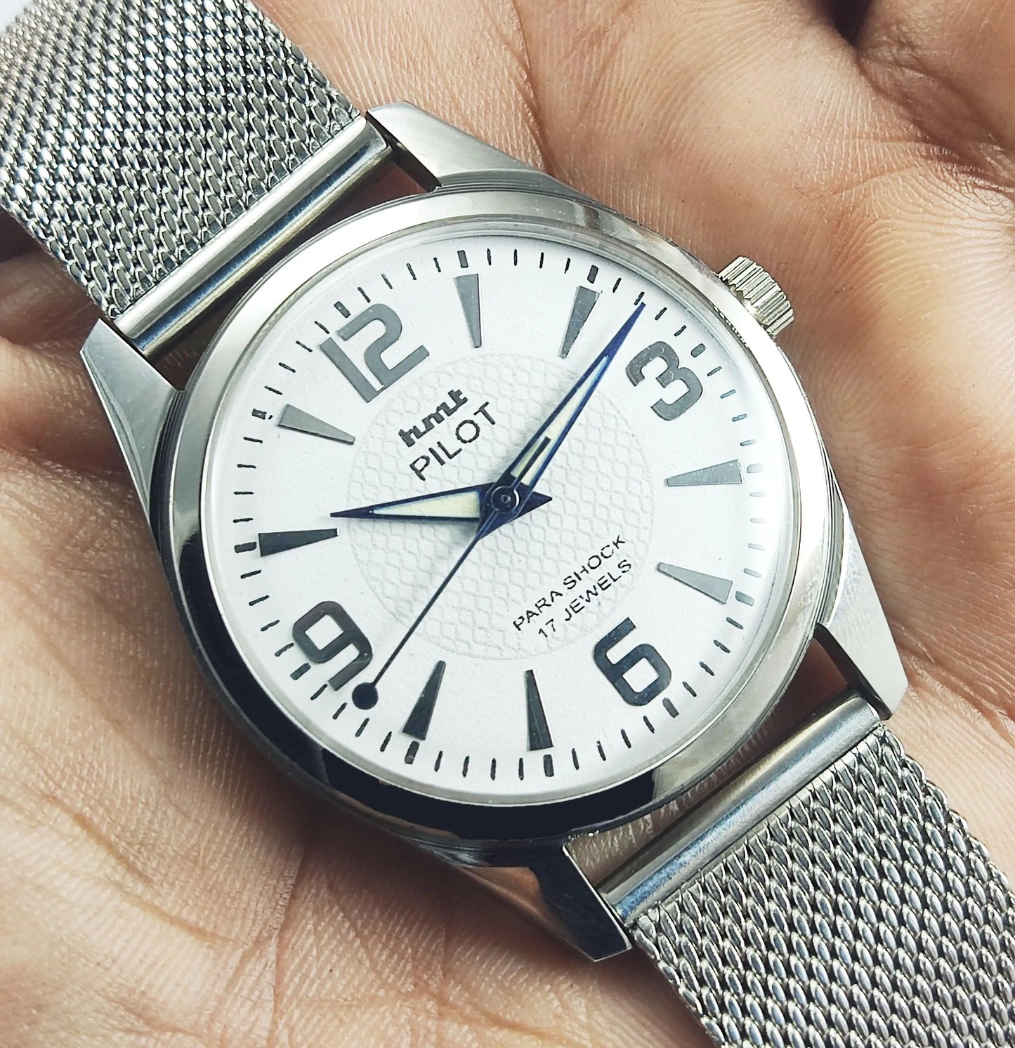 HMT Pilot Para Shock 17 Jewels White Dial Radium Hands Mechanical Hand winding Men's Wrist Watch - Discover-Diamonds