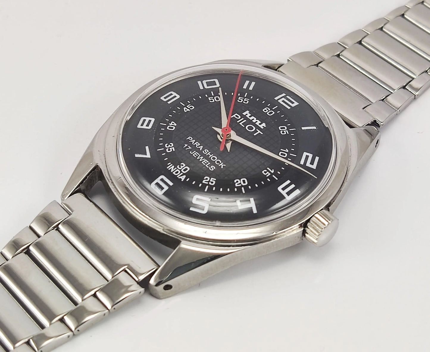 HMT Pilot Para Shock 17 Jewels Black Dial Mechanical Hand winding Men's Wrist Watch - Discover-Diamonds