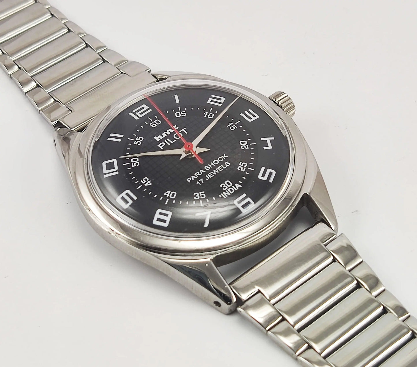 HMT Pilot Para Shock 17 Jewels Black Dial Mechanical Hand winding Men's Wrist Watch - Discover-Diamonds
