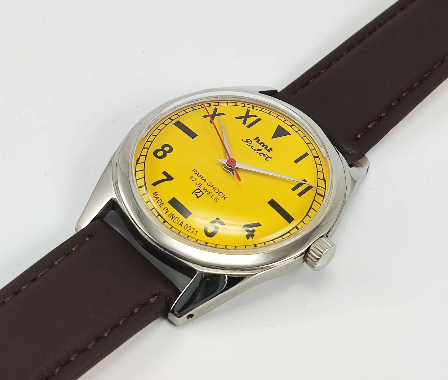 HMT Pilot Para Shock 17 Jewels Sun Yellow Dial Mechanical Hand winding Men's Wrist Watch 0231 - Discover-Diamonds