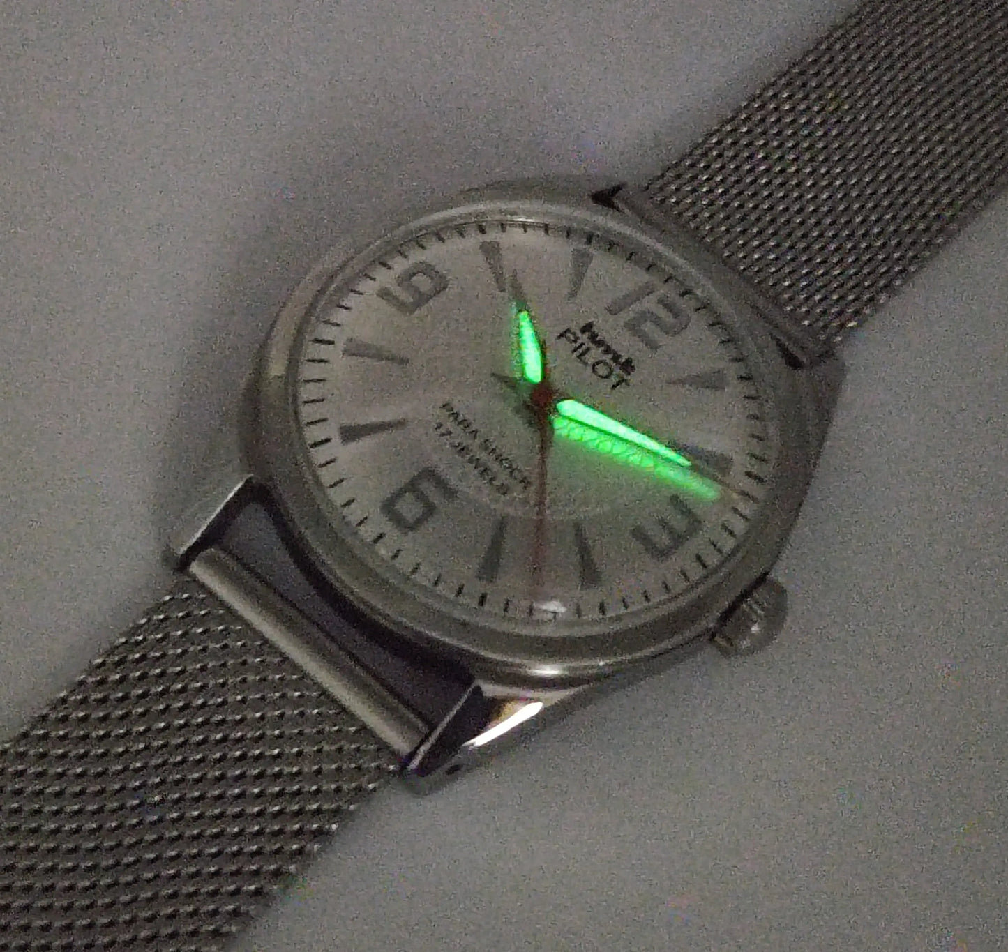 HMT Pilot Para Shock 17 Jewels Silver Dial Mechanical Hand winding Men's Wrist Watch Discover-Diamonds