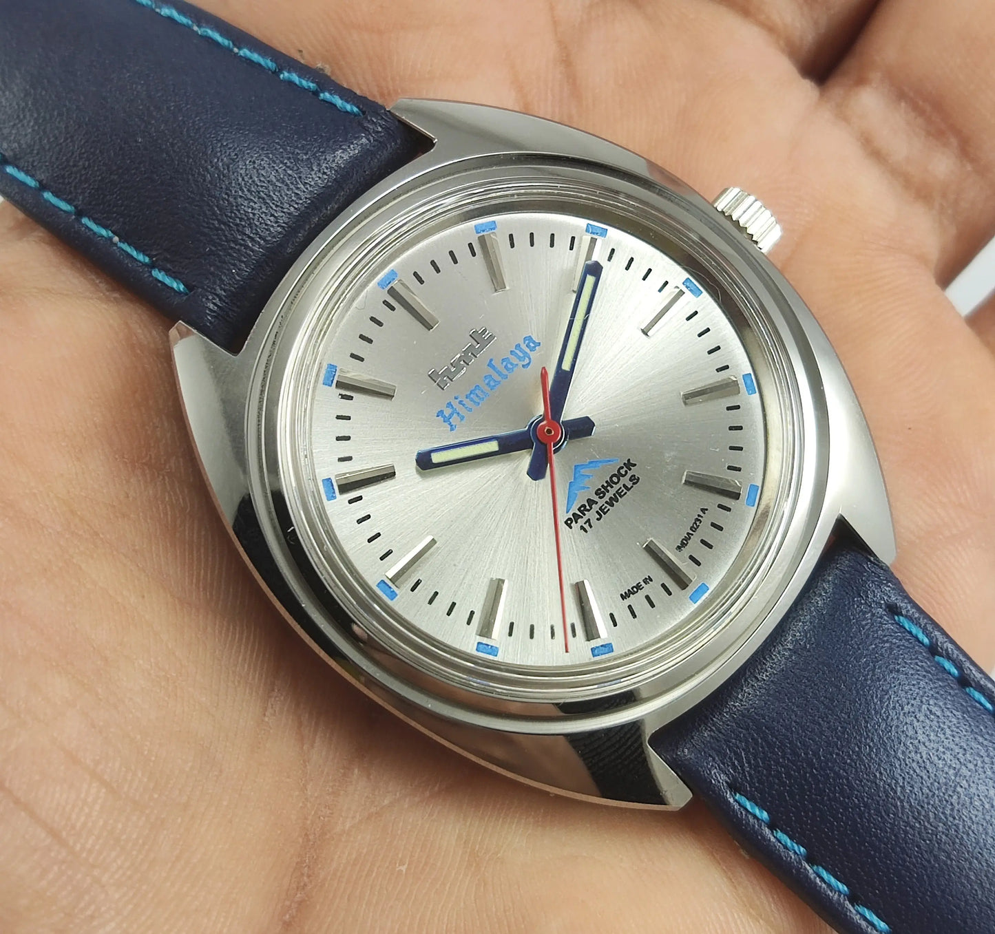 HMT Himalaya Para Shock 17 Jewels Silver Dial Transparent Back Mechanical Hand winding Men's Wrist Watch Discover-Diamonds