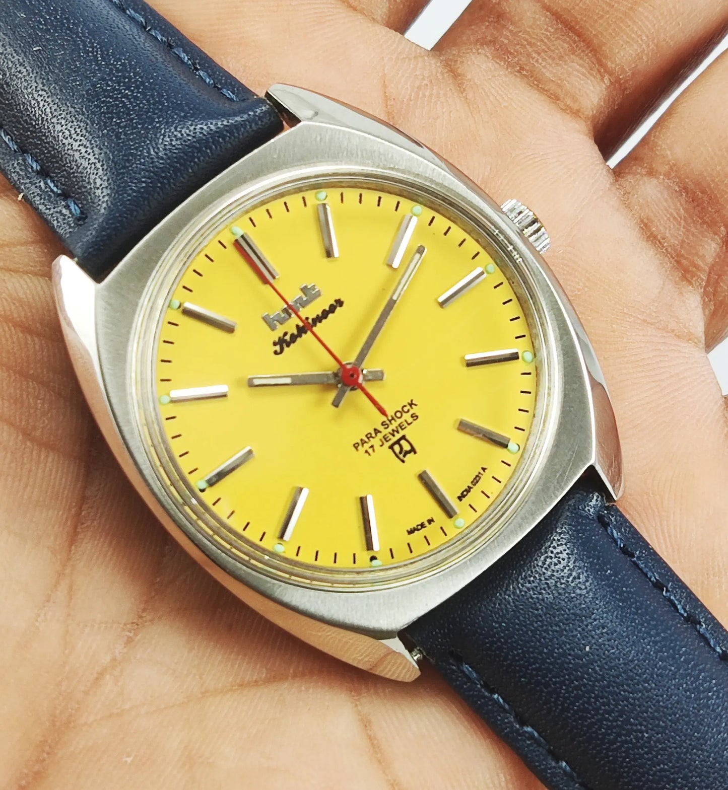 HMT Kohinoor Para Shock 17 Jewels Sun Yellow Dial Mechanical Hand winding Men's Wrist Watch Discover-Diamonds
