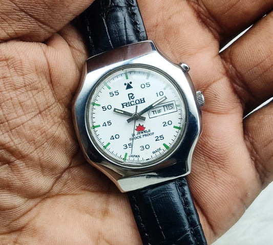 Ricoh White Dial 21 Jewels Shock Proof English Numerals Day Date Automatic Watch Discover-Diamonds Physical