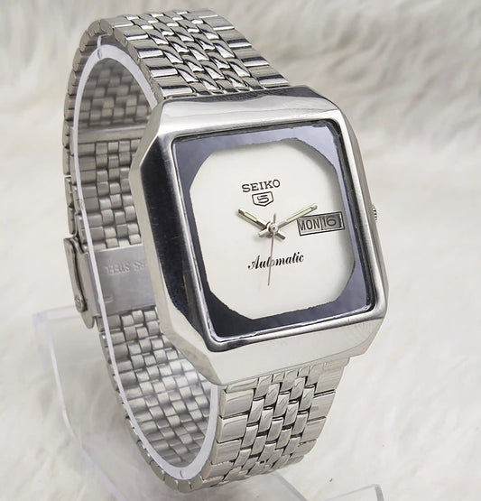 Seiko 5 Automatic Silver Dial Day Date 17 Jewels 6309A Watch Discover-Diamonds Physical