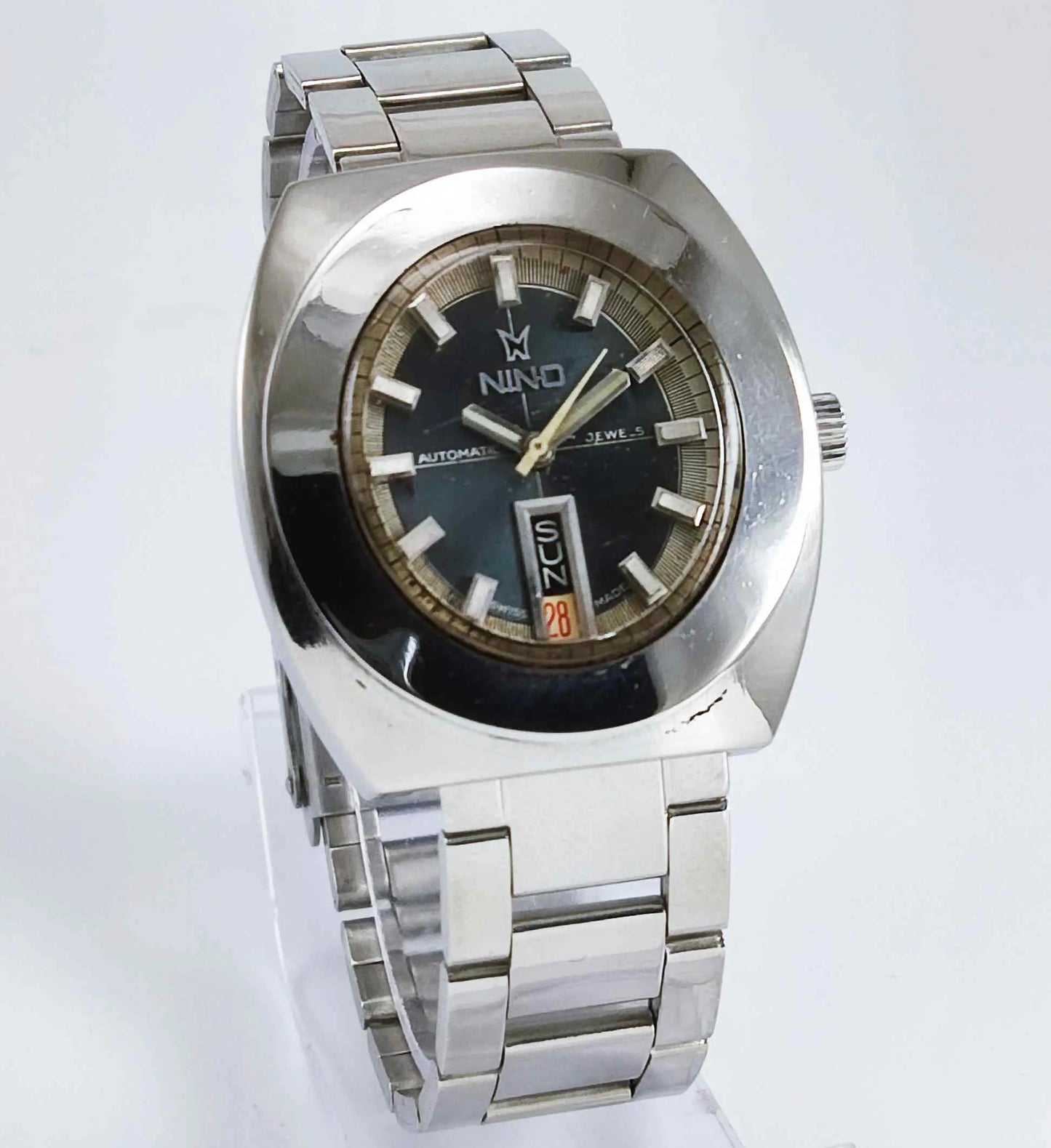 Vintage Nino Automatic Gray Dial 17 Jewels Swiss Made 2066 Discover-Diamonds