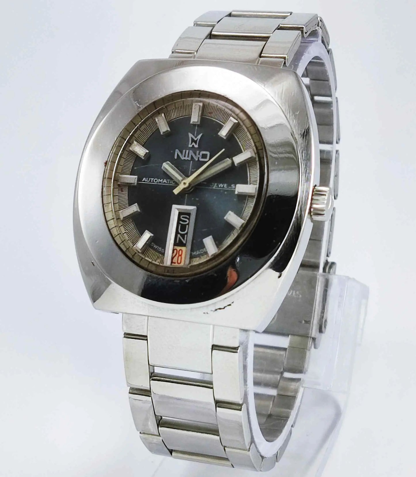 Vintage Nino Automatic Gray Dial 17 Jewels Swiss Made 2066 Discover-Diamonds