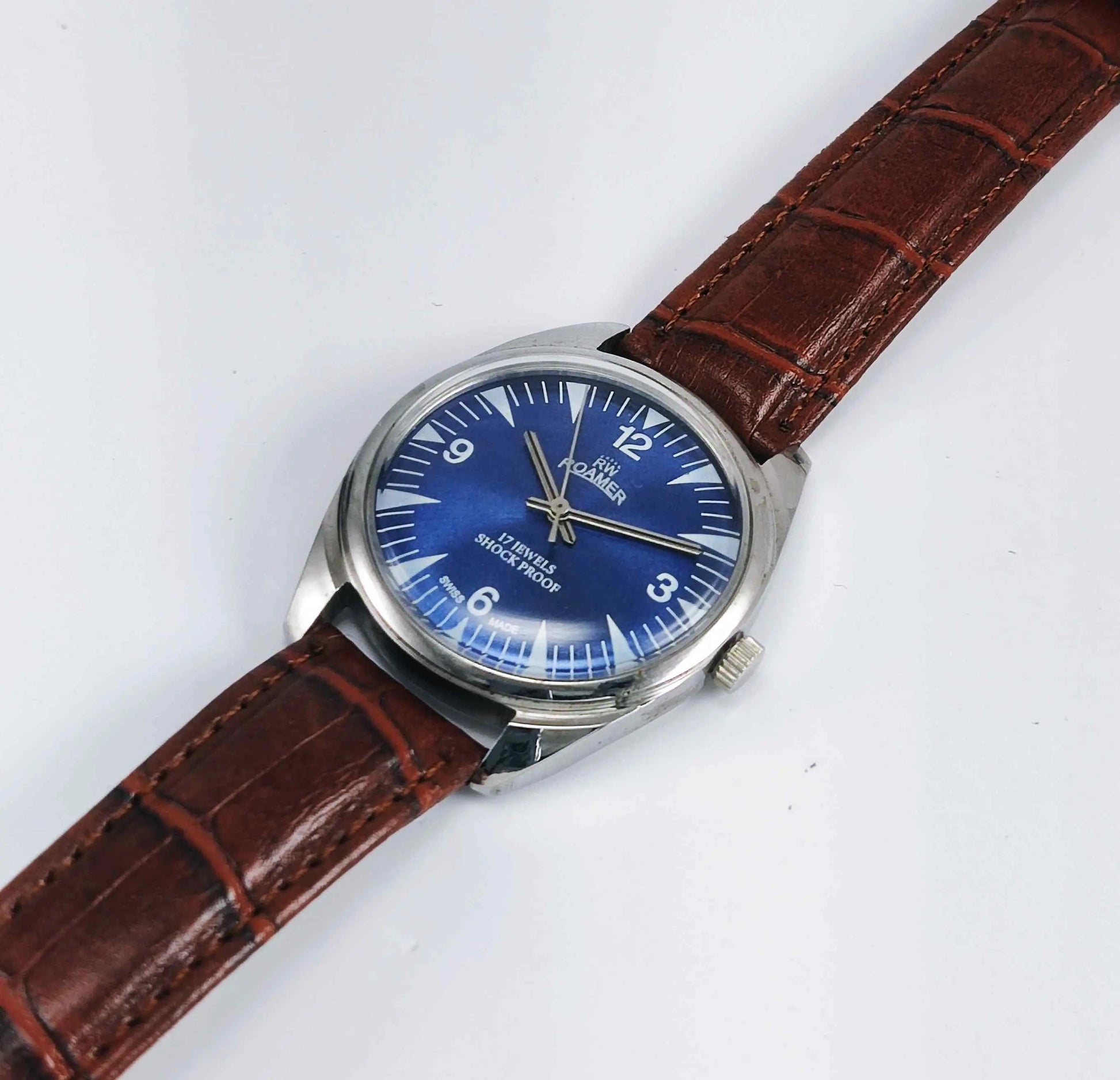 Roamer 17 Jewels Shock Proof Mechanical Handwinding Blue Dial Men's Watch Discover-Diamonds