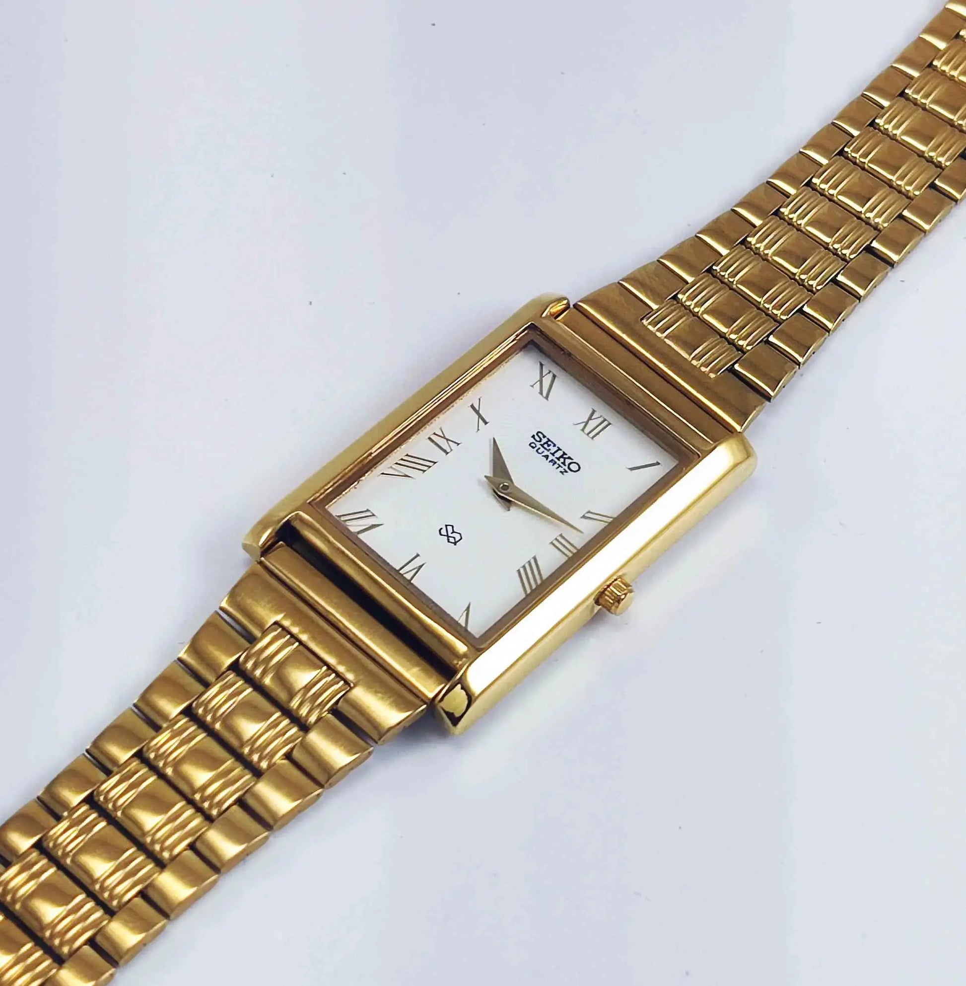 Seiko Quartz MIYOTA White Dial Golden Case Men's Watch Discover-Diamonds