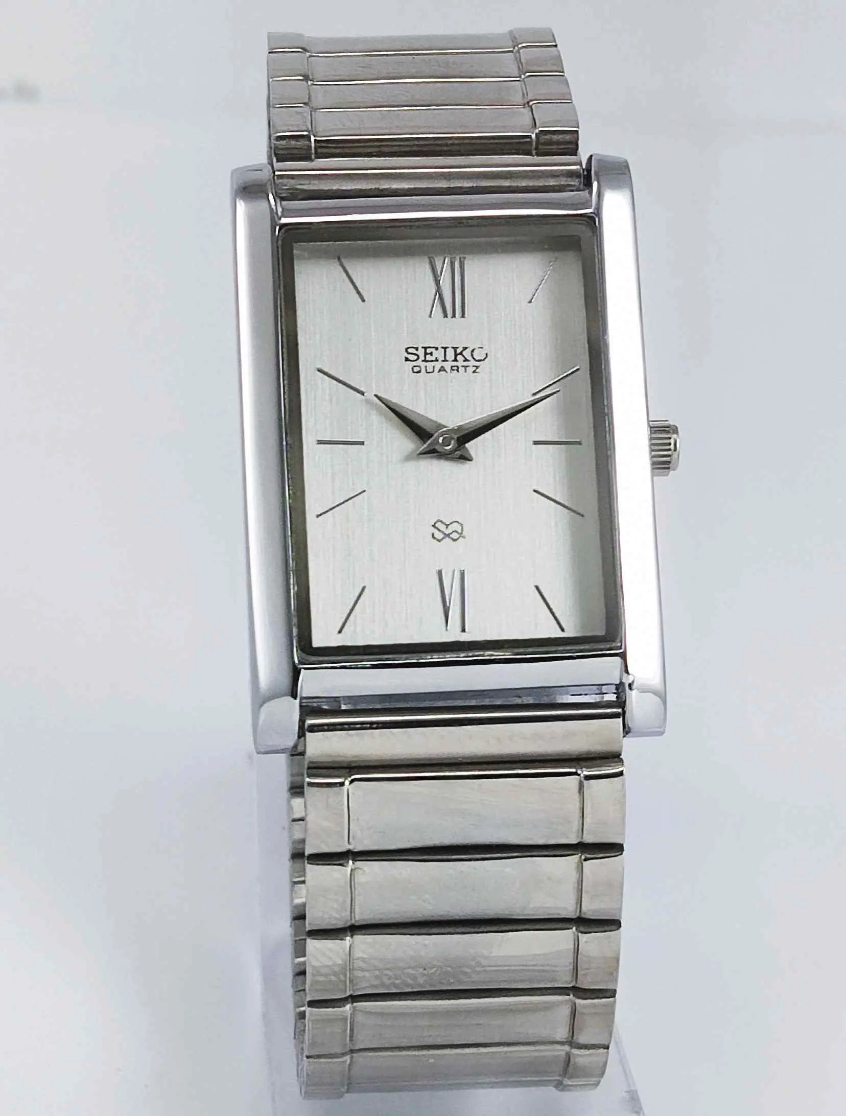 Seiko Quartz MIYOTA White Dial Golden Case Men's Watch Discover-Diamonds