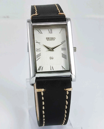 Seiko Quartz MIYOTA Silver Dial Silver Case Men's Watch Discover-Diamonds