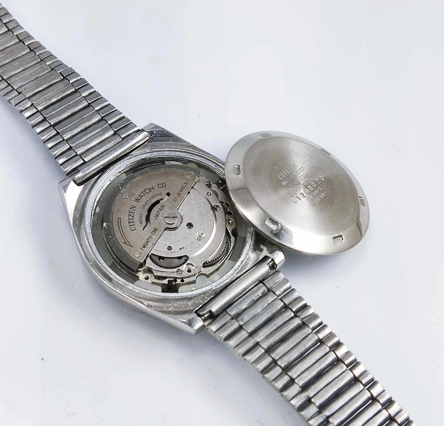 Citizen Golden Dial 21 Jewels Automatic 8200A Men's Watch Discover-Diamonds