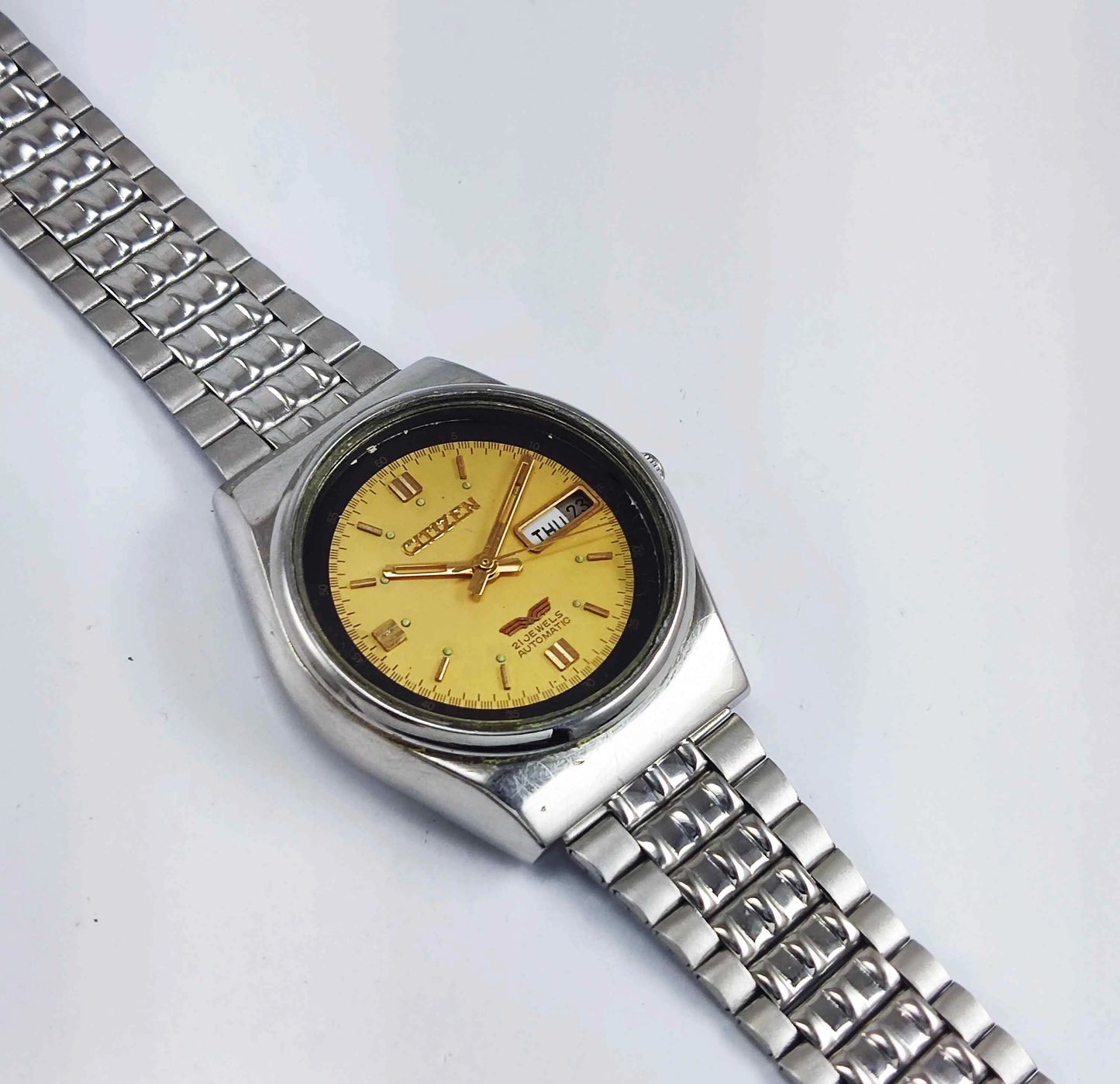 Citizen Golden Dial 21 Jewels Automatic 8200A Men's Watch Discover-Diamonds