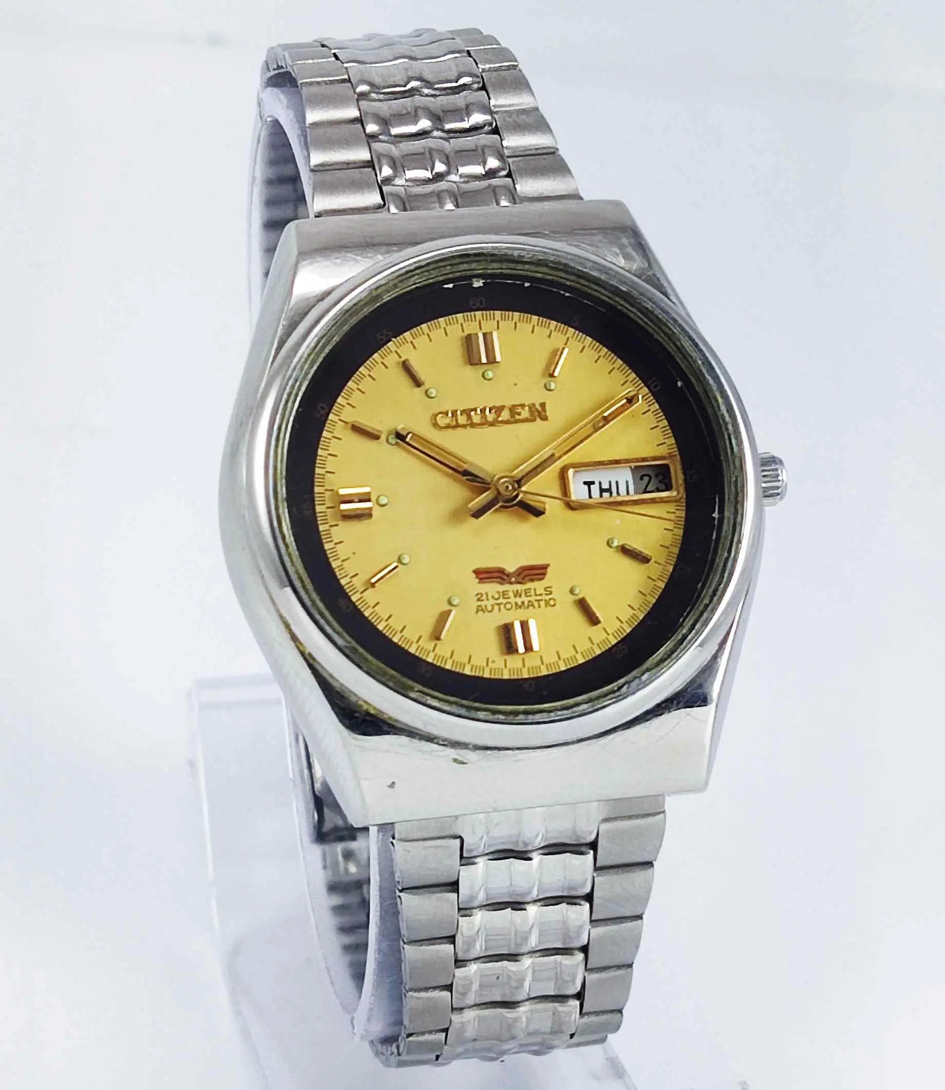 Citizen Golden Dial 21 Jewels Automatic 8200A Men's Watch Discover-Diamonds