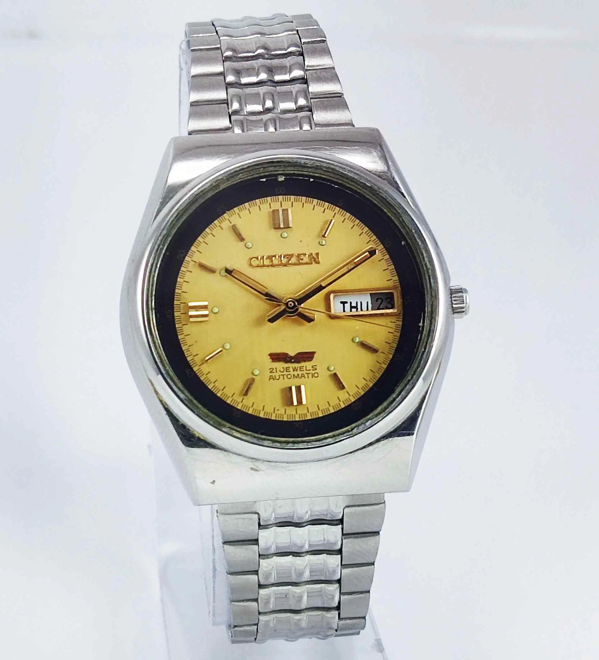 Citizen Golden Dial 21 Jewels Automatic 8200A Men's Watch Discover-Diamonds