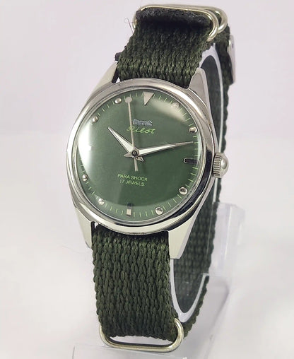 HMT Pilot Apple Green Dial Para Shock 17 Jewels Handwinding Men's Watch Discover-Diamonds