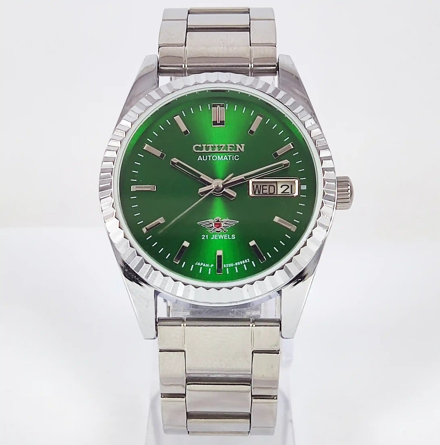 Citizen Automatic 8200A Green Dial 21 Jewels Day Date Automatic - Discover-Diamonds