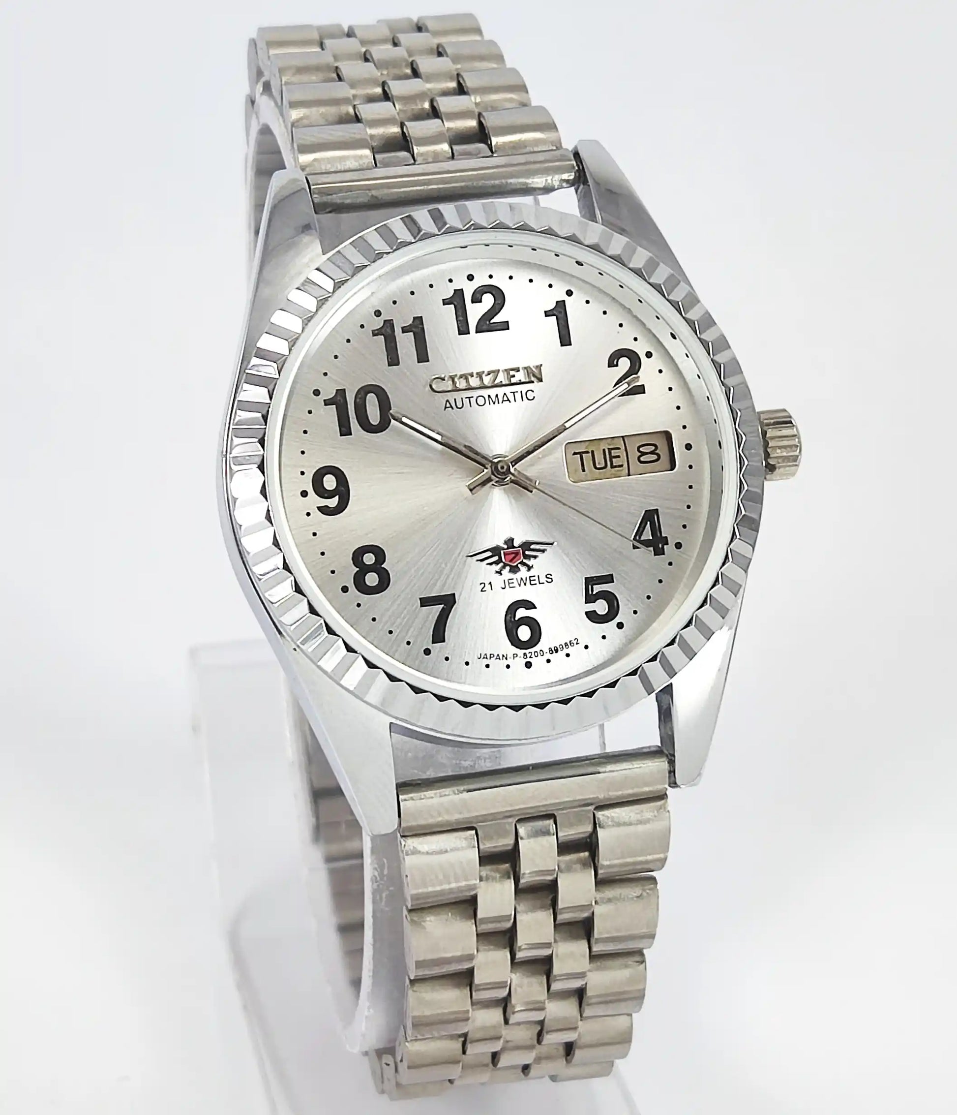 Citizen Automatic 8200A Silver Dial 21 Jewels Day Date Men's Mechanical Watch Discover-Diamonds