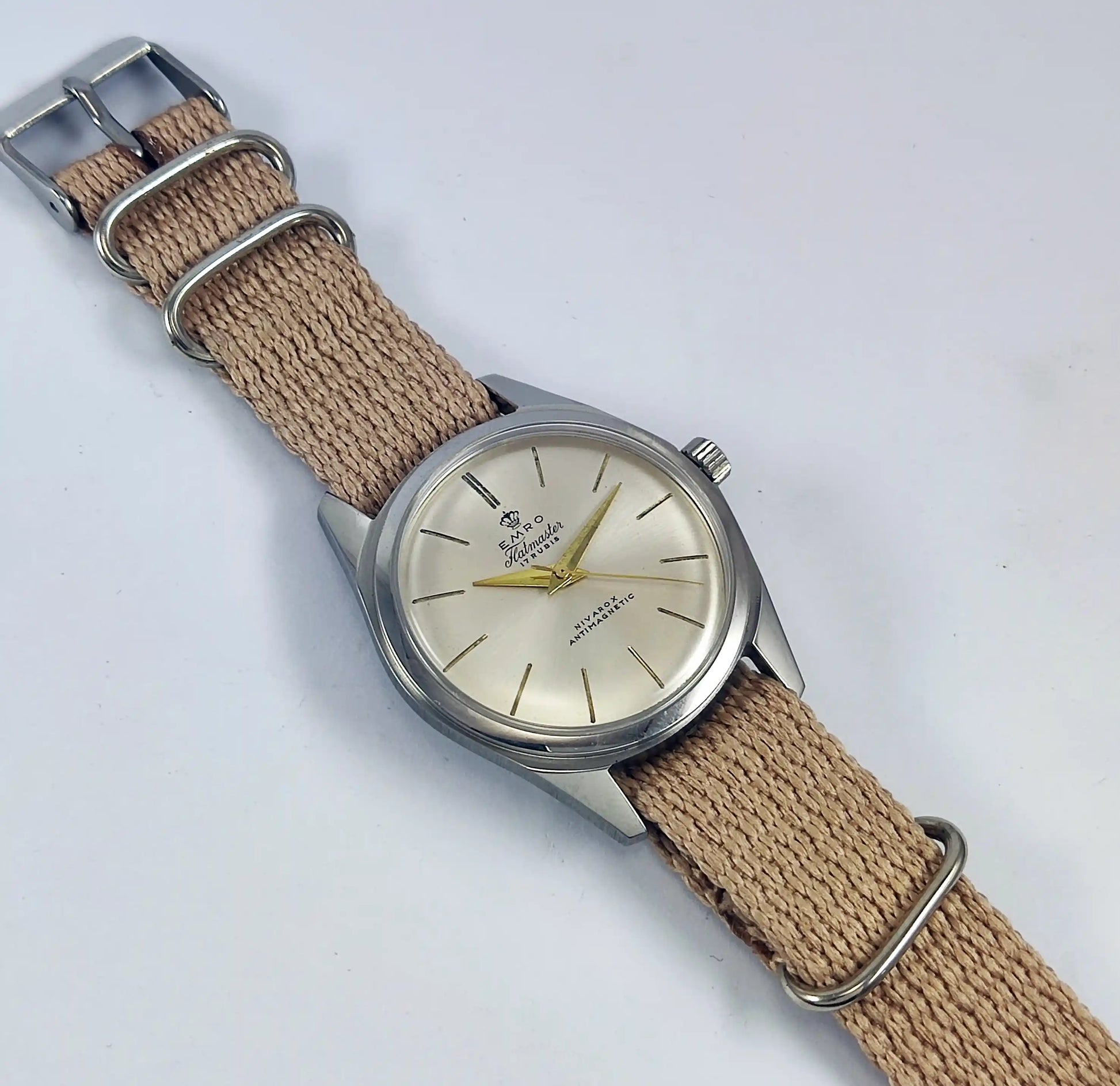 Emro Hatmaster 17 Rubis Silver Dial Nivarox Antimagnetic Handwinding Watch Discover-Diamonds