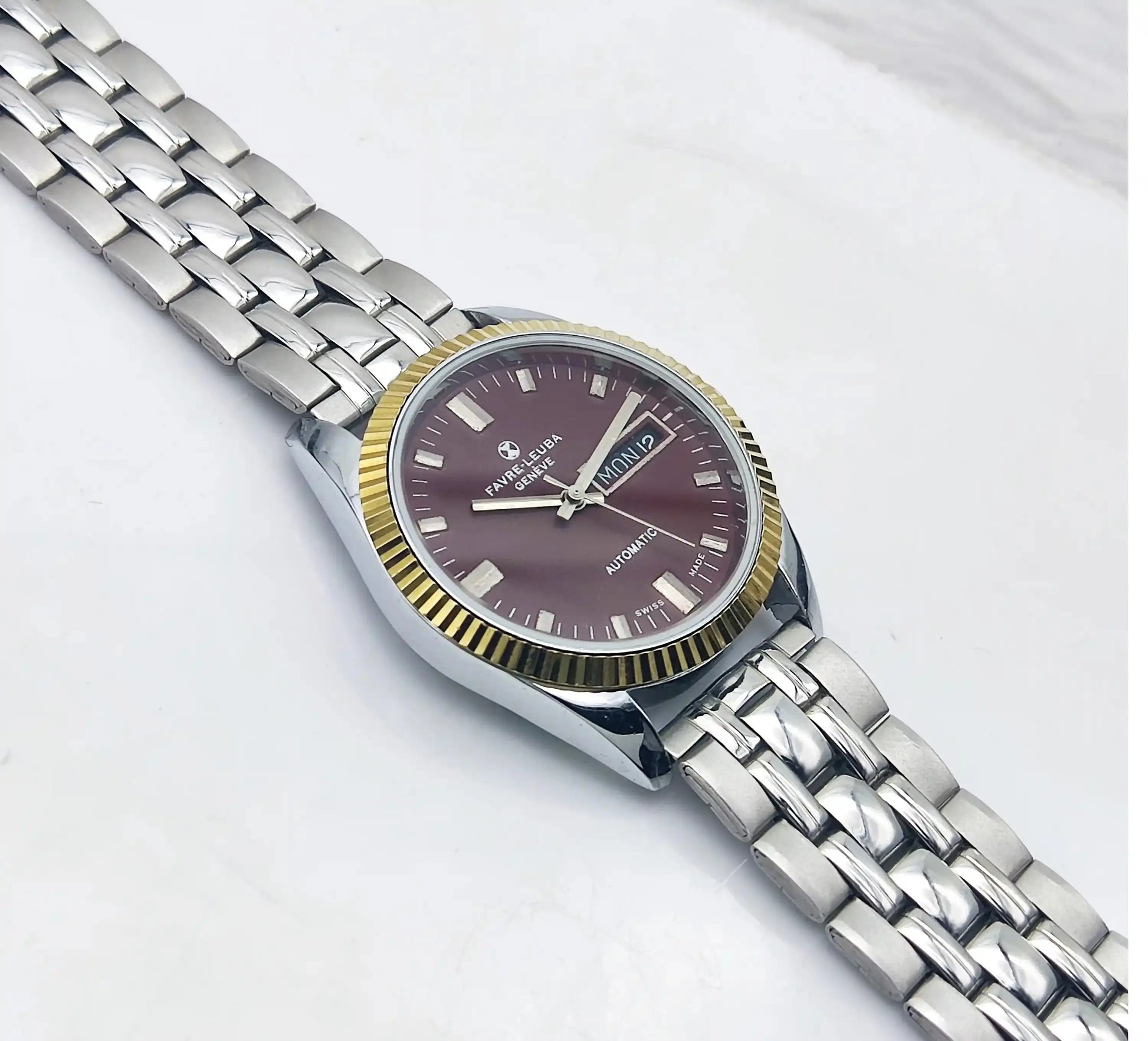 Favre Leuba Geneve Automatic 2066 Day Date Maroon Dial 17 Jewels - Discover-Diamonds
