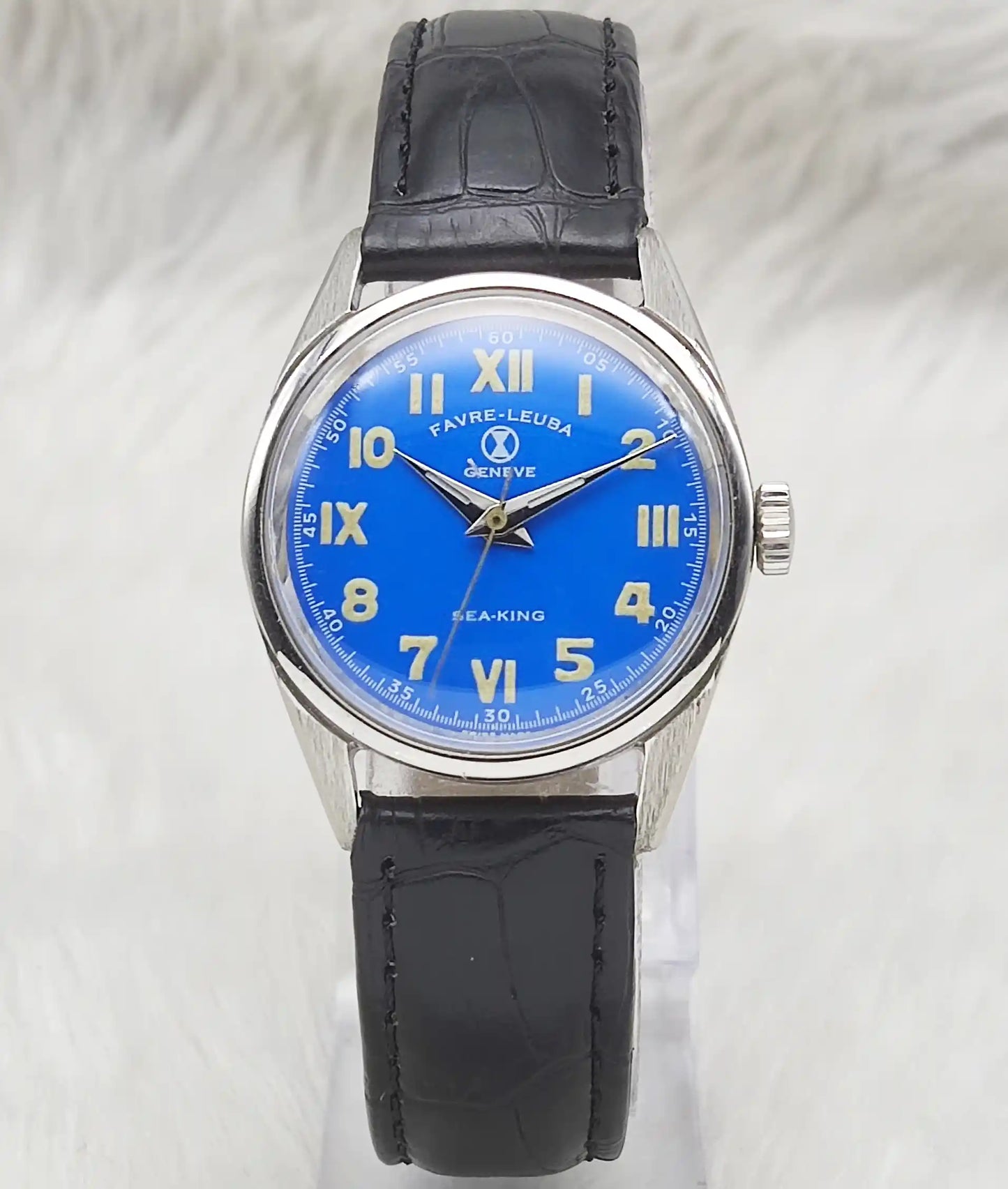 Favre Leuba Geneve Bluish Dial 17 Jewels Handwinding Watch