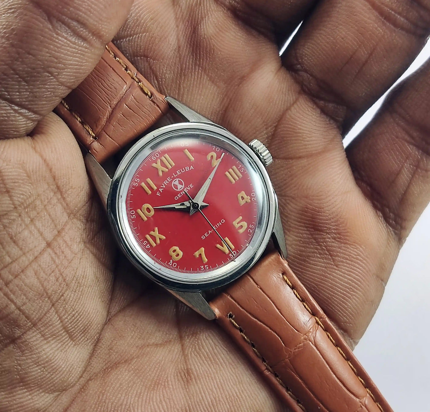 Favre Leuba Geneve Sea King Red Dial Women's Watch 101 Discover-Diamonds