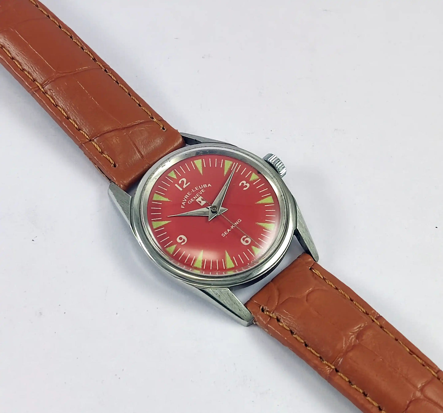 Favre Leuba Geneve Sea King Red Dial Women's Wrist Watch 101 Discover-Diamonds