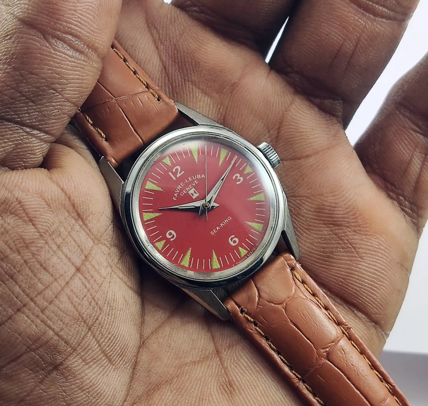 Favre Leuba Geneve Sea King Red Dial Women's Wrist Watch 101 Discover-Diamonds