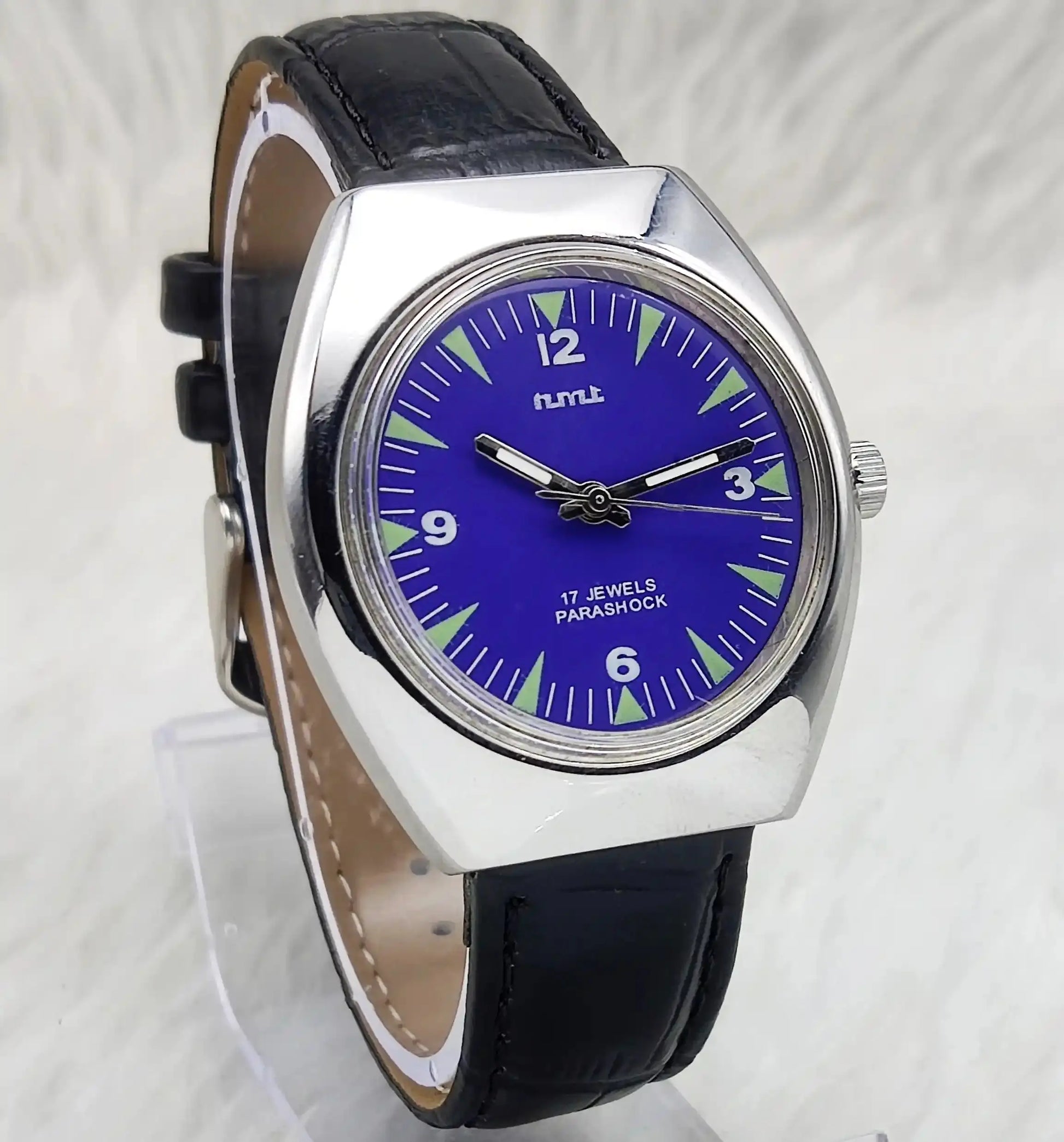 HMT English Numerals-Stick Indices 17 Jewels Handwinding