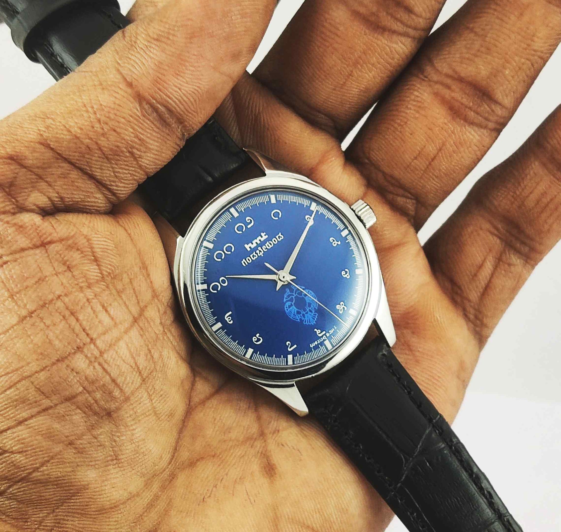 HMT Gandaberunda Kannada Numerals 17 Jewels Blue Dial Handwinding Men's Watch 0231 (Copy) Discover-Diamonds