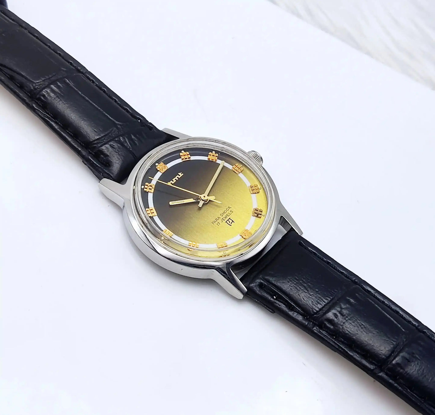 HMT Handwinding 0231 Para Shock 17 Jewels Women's Watch Discover-Diamonds Physical