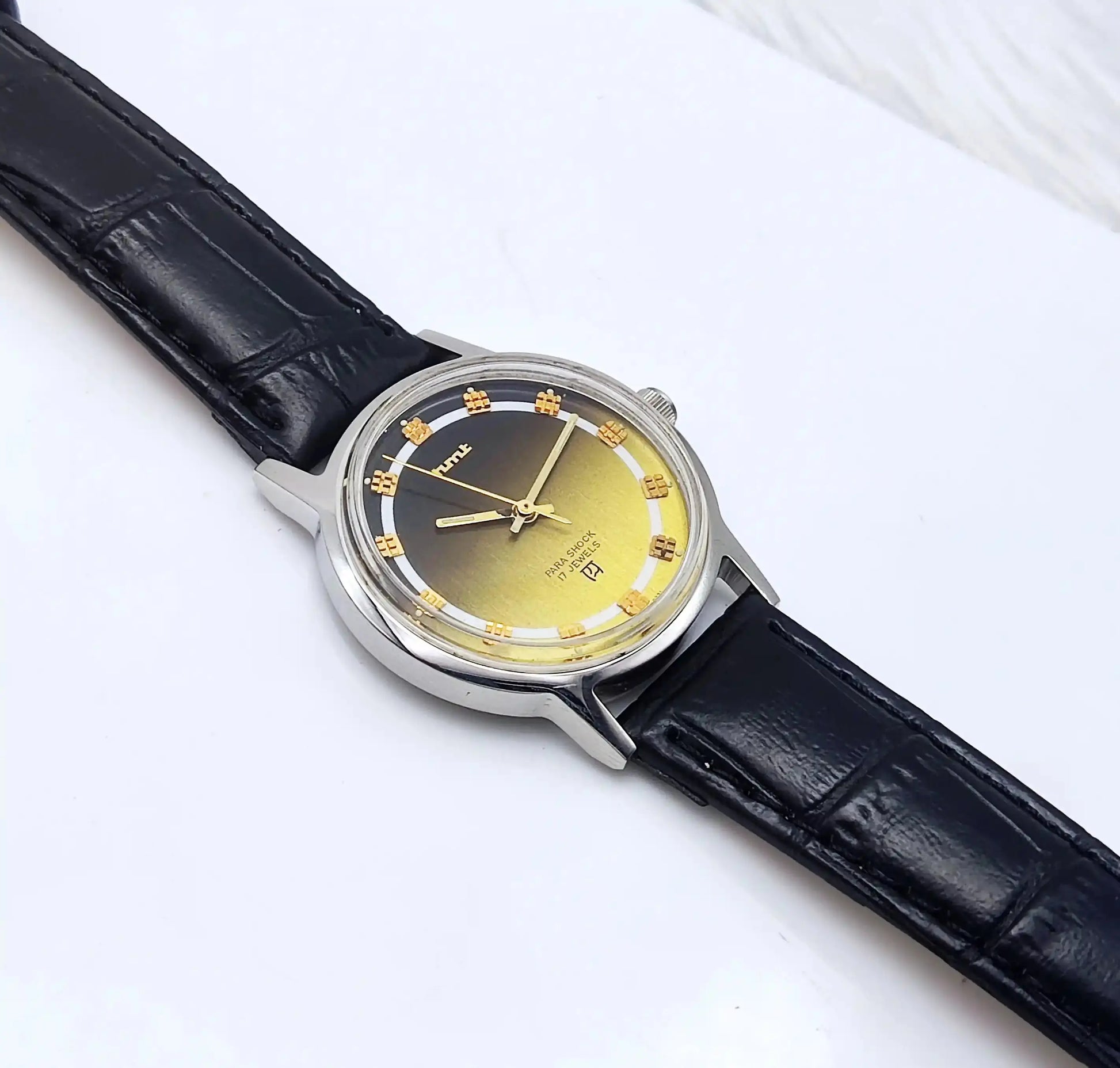 HMT Handwinding 0231 Para Shock 17 Jewels Women's Watch Discover-Diamonds Physical