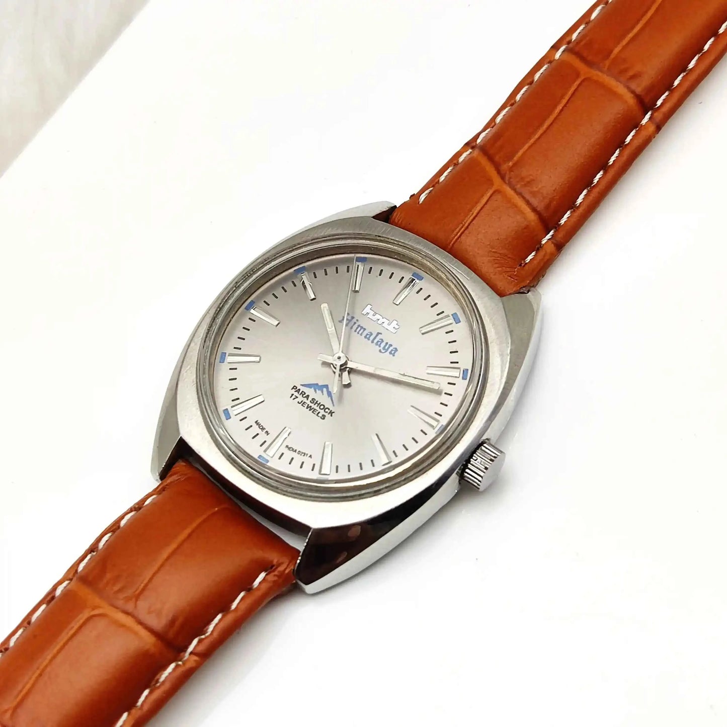HMT Himalaya 17 Jewels Gray Dial Handwinding Watch for Timeless Elegance