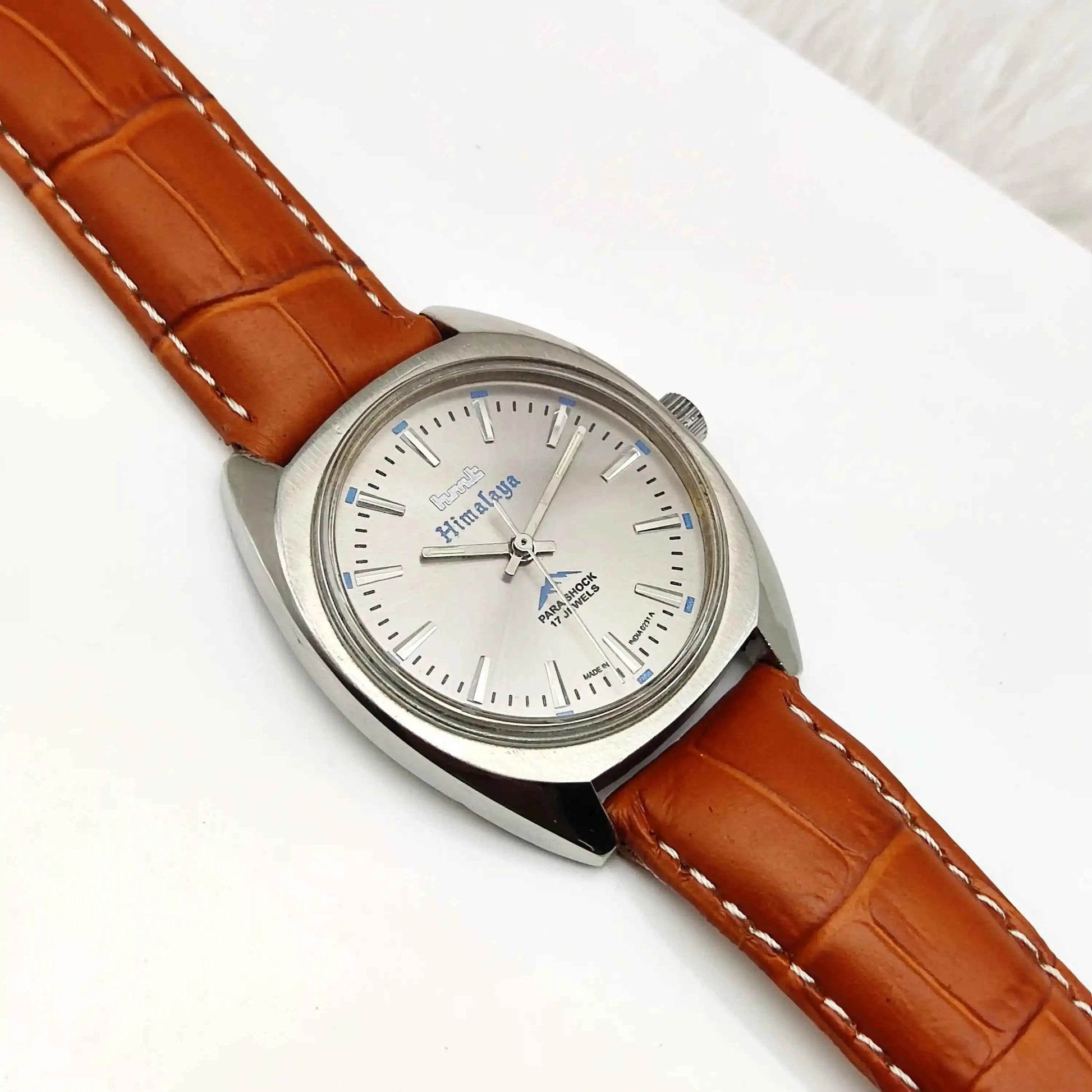 HMT Himalaya 17 Jewels Gray Dial Handwinding Watch for Timeless Elegance