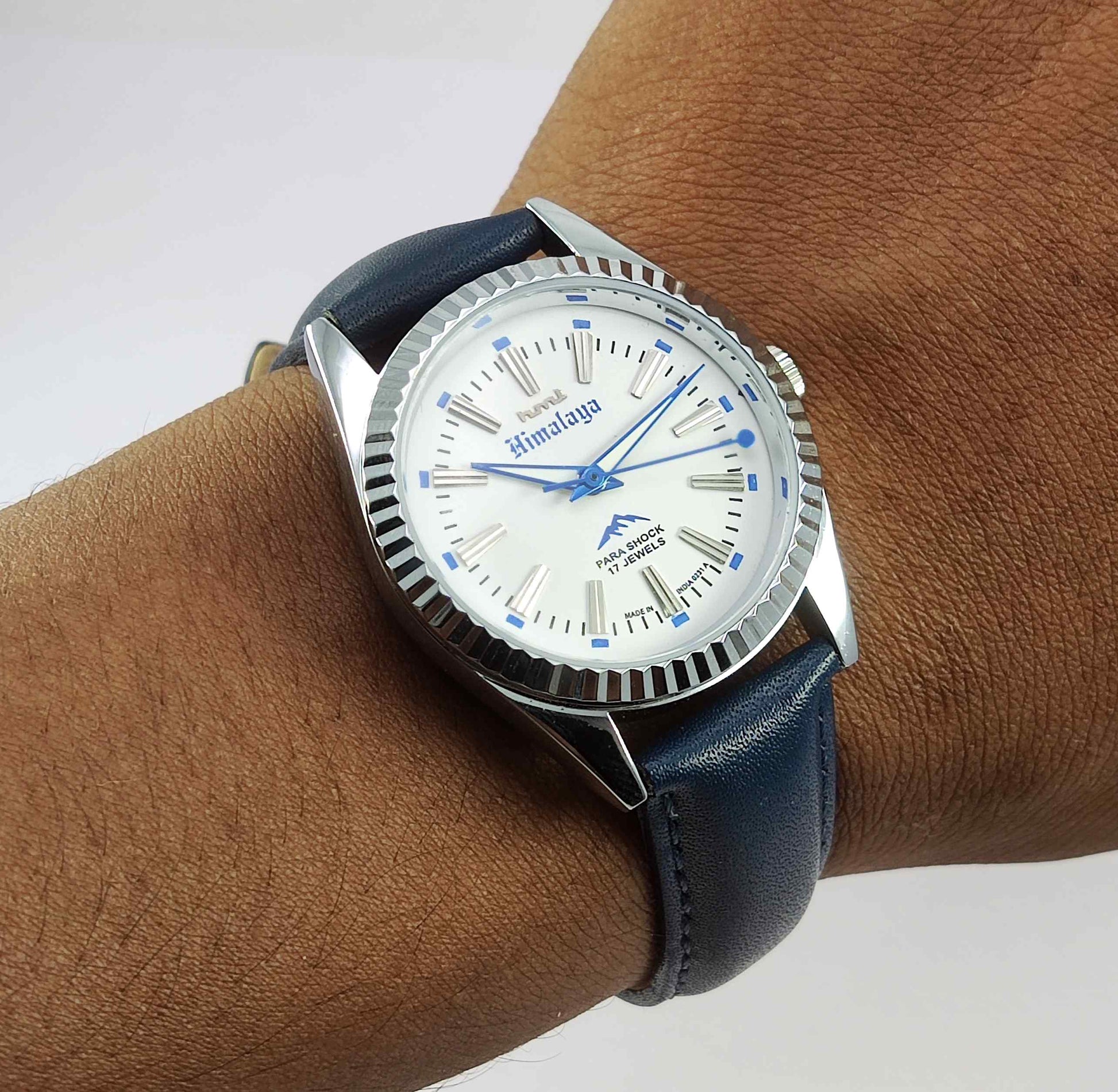 HMT Himalaya Para Shock 17 Jewels White Dial Transparent Back Mechanical Handwinding Men's Watch 0231 Discover-Diamonds