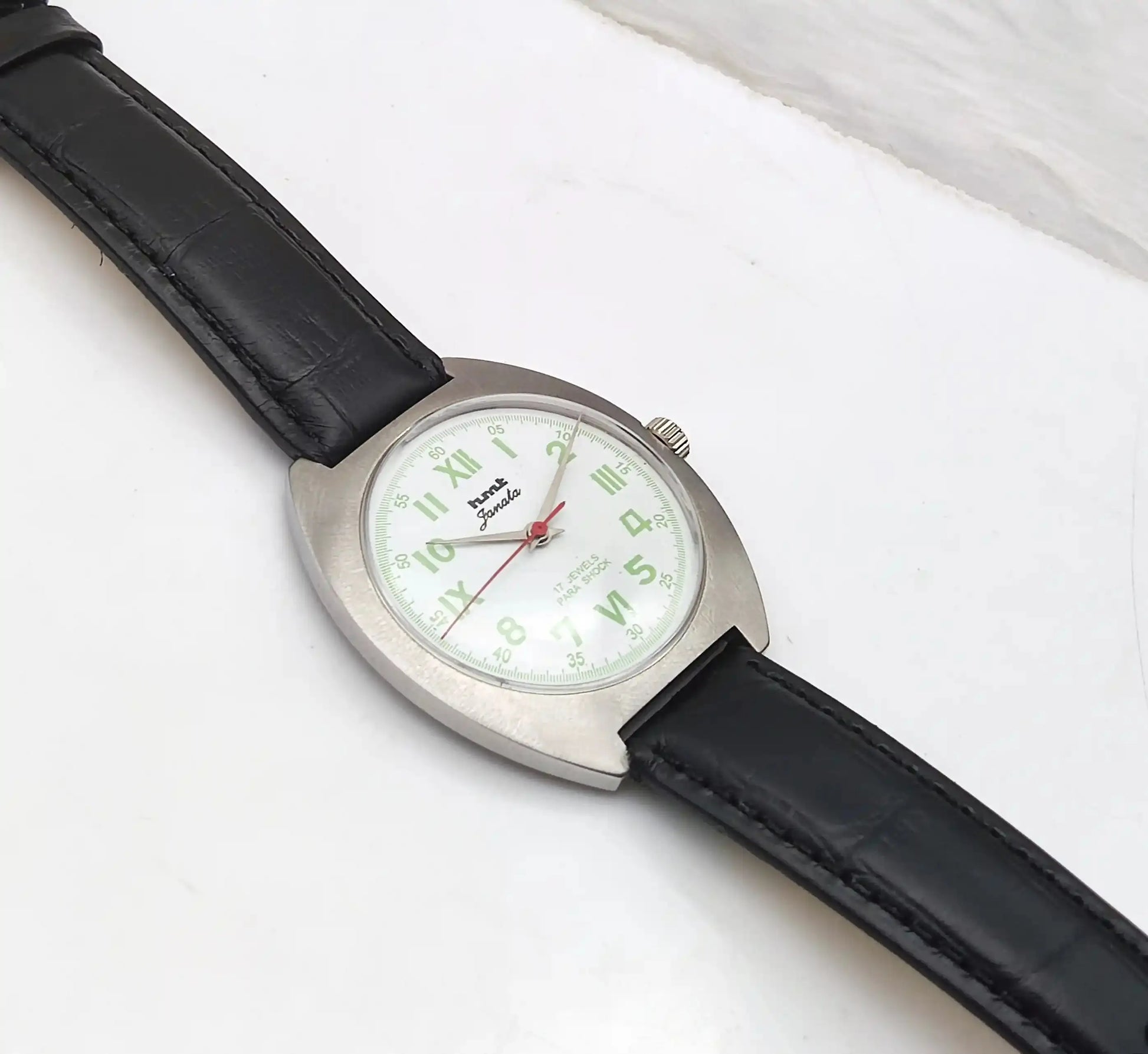 HMT Janata 17 Jewels Handwinding White Dial Watch 0231 - Discover-Diamonds