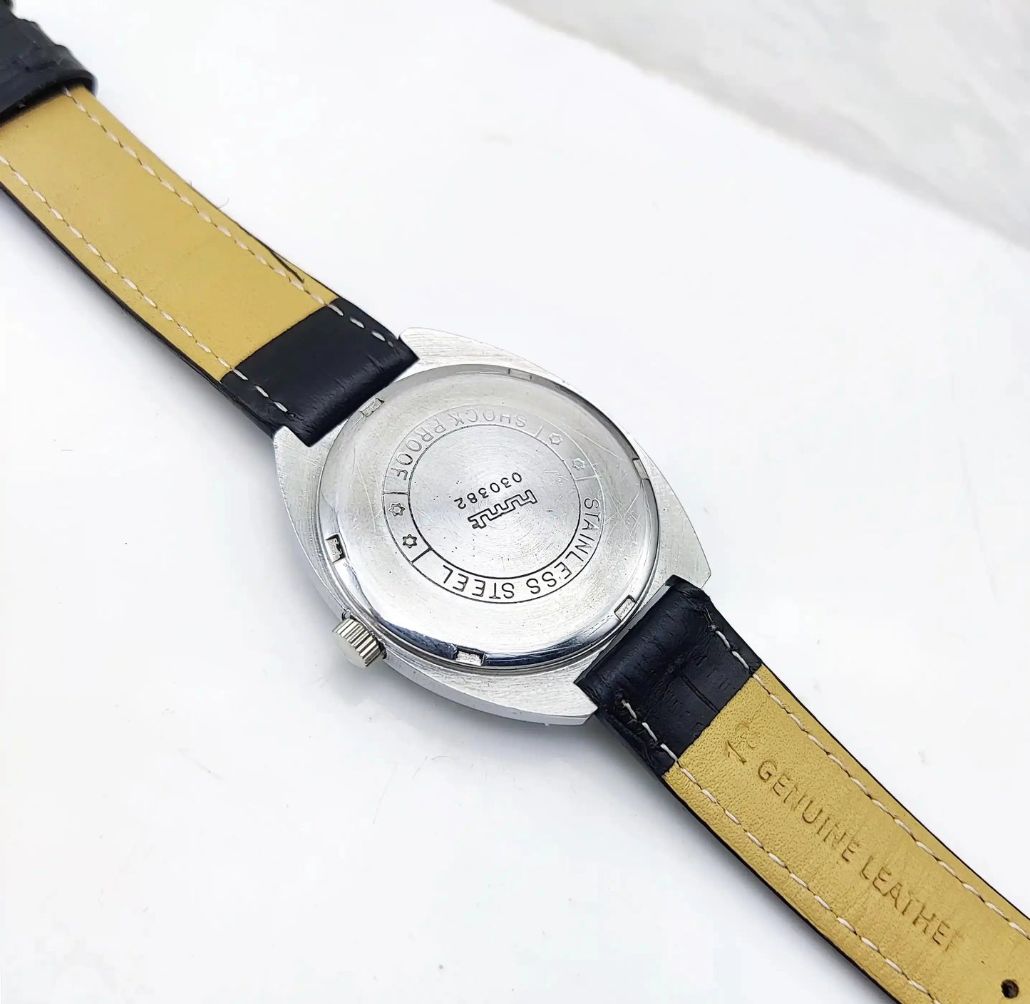 HMT Janata 17 Jewels Handwinding White Dial Watch 0231 - Discover-Diamonds