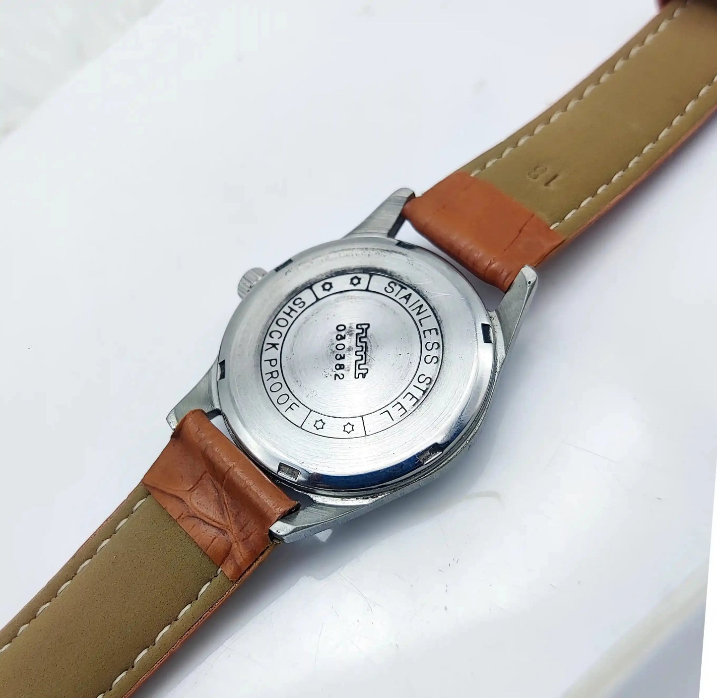 HMT Janata 17 Jewels Para Shock Black Dial Handwinding Watch Discover-Diamonds Physical