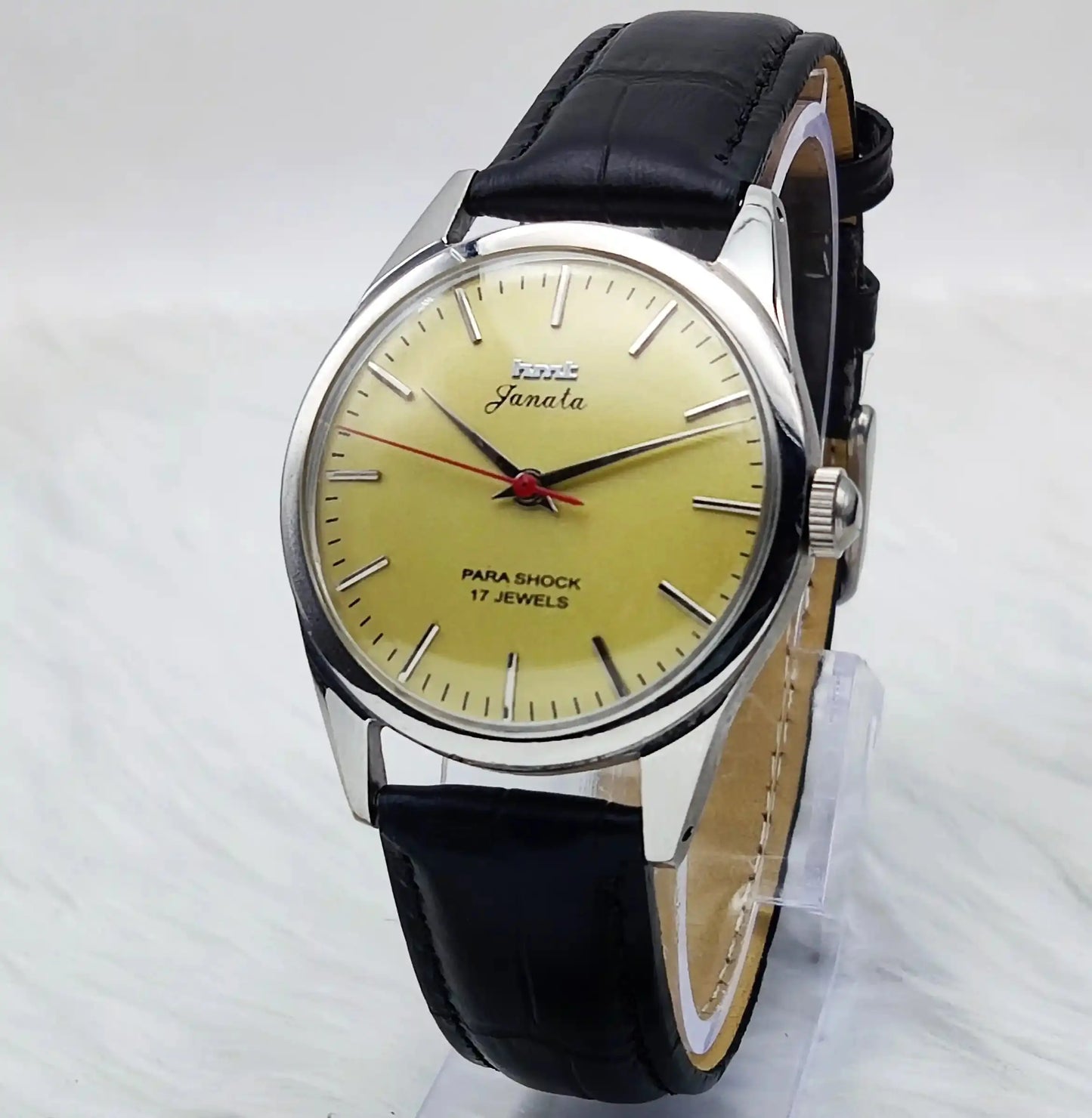 HMT Janata Cream Color Dial 17 Jewels Handwinding Men's Watch Discover-Diamonds Physical