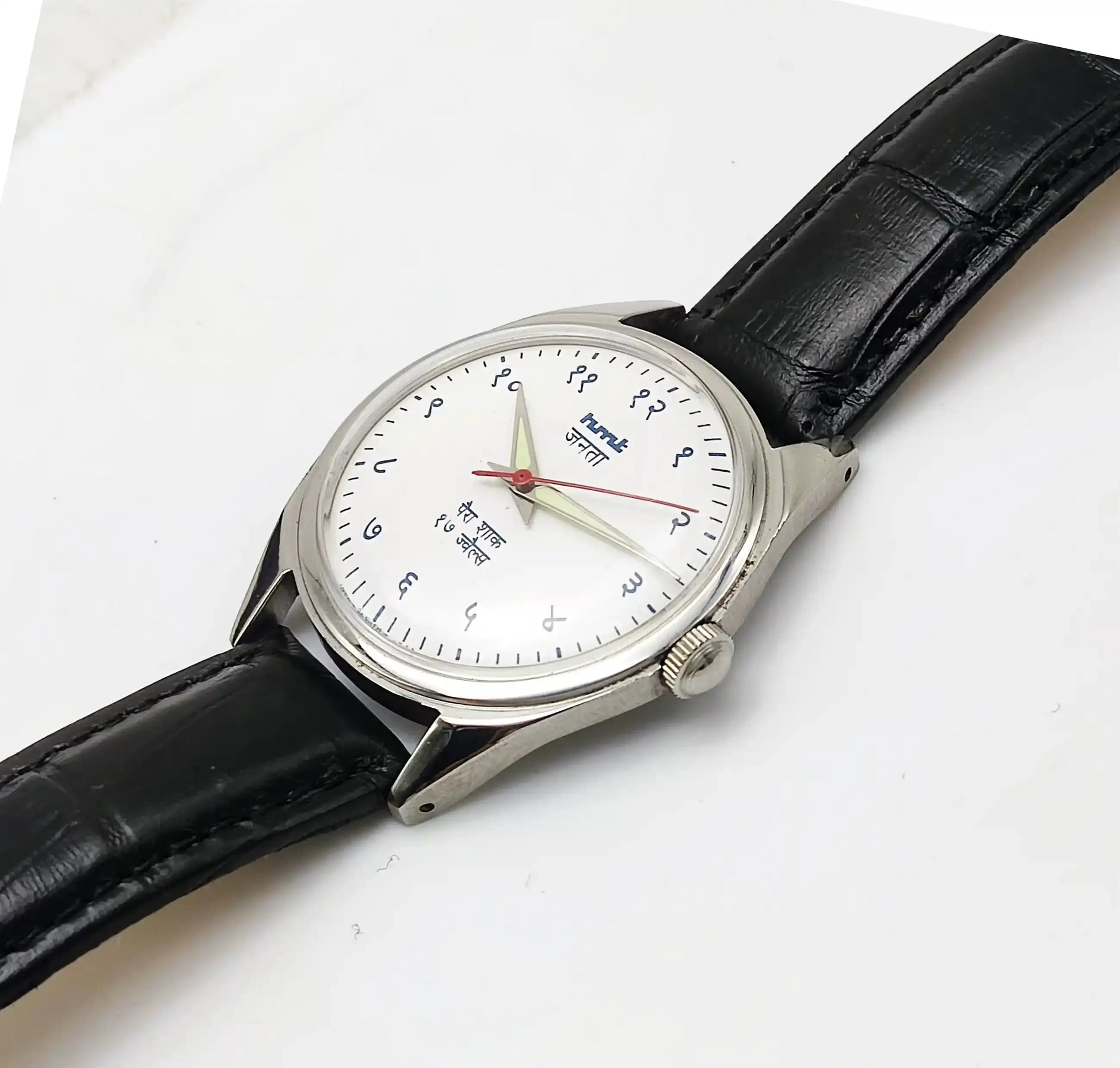 HMT Janata Devanagari Font Mechanical Handwinding 17 Jewels Para Shock Discover-Diamonds Physical