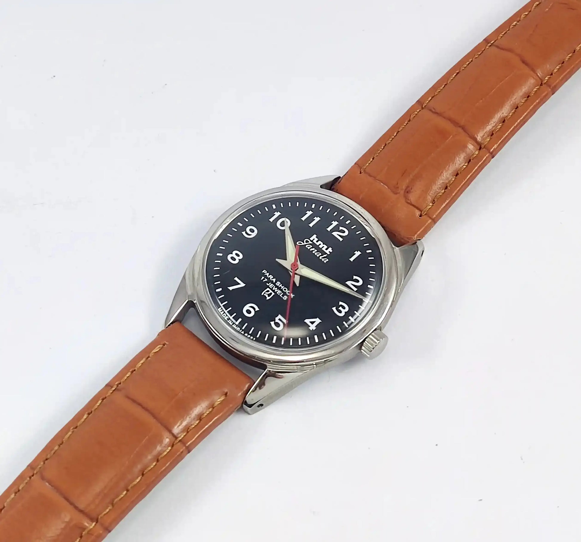 HMT Janata English Numerals Black Dial Para Shock 17 Jewels Mechanical Handwinding - Discover-Diamonds